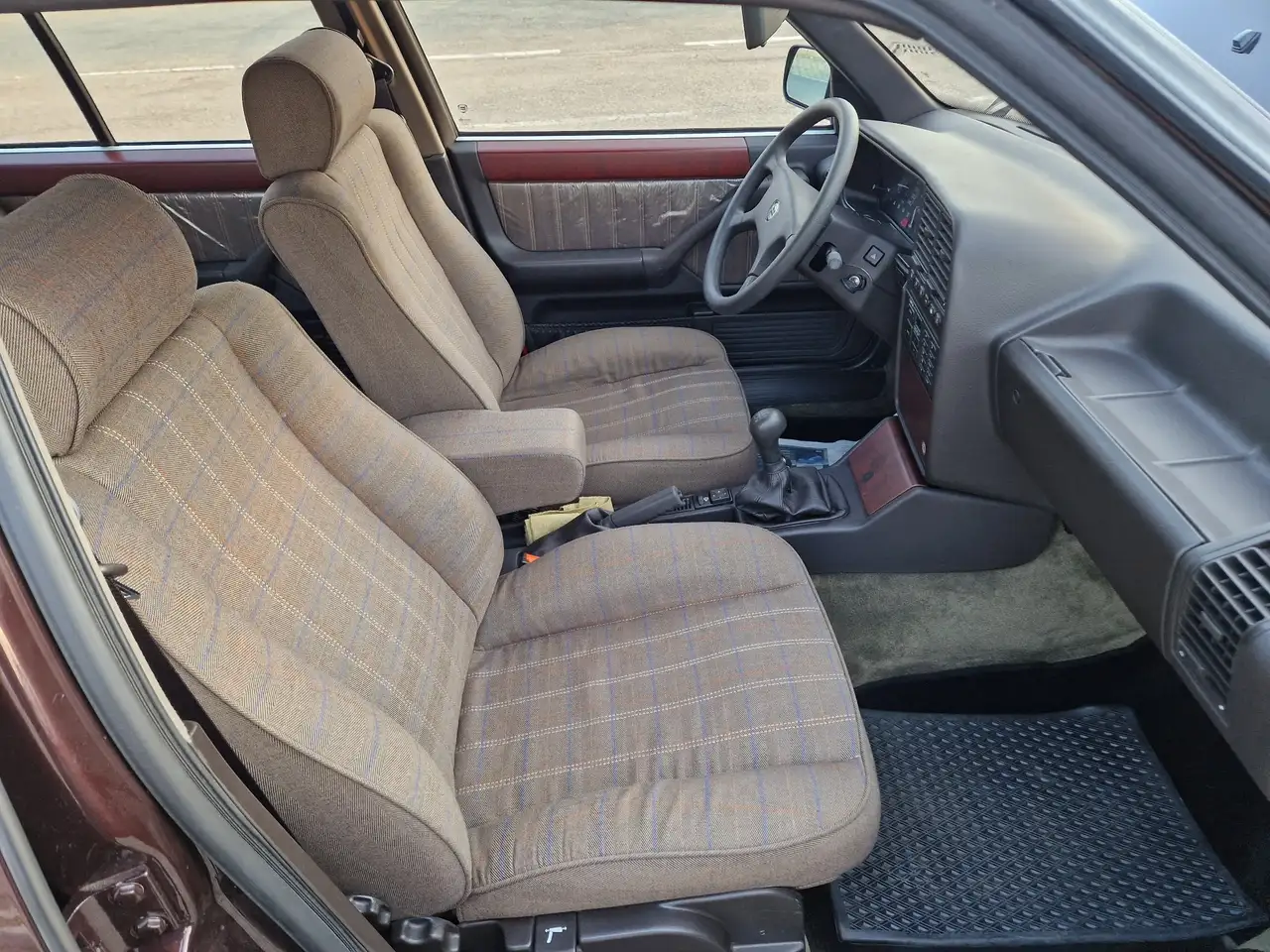 Lancia Thema 2.0 ie 16v, foto 4
