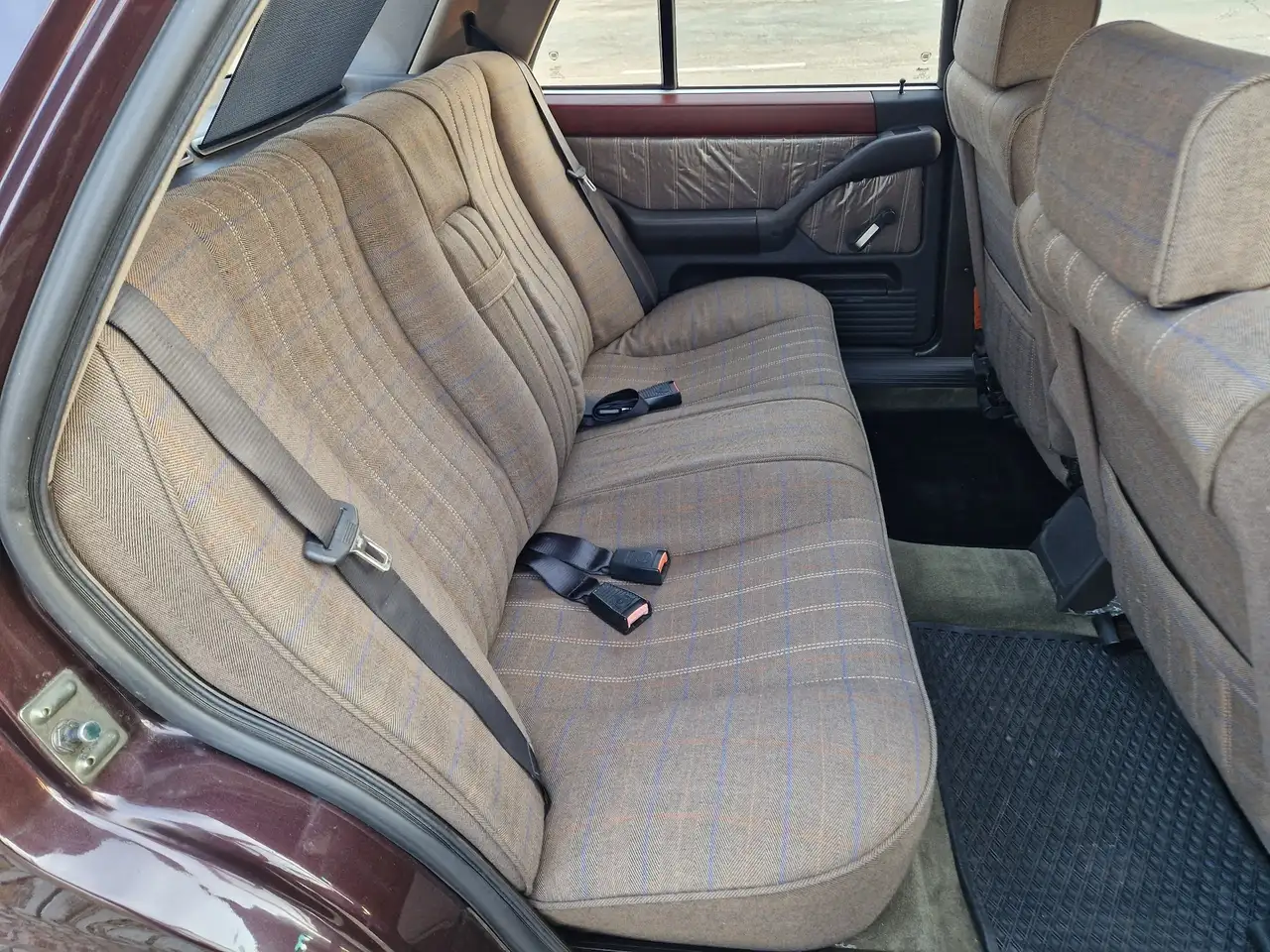 Lancia Thema 2.0 ie 16v, foto 3