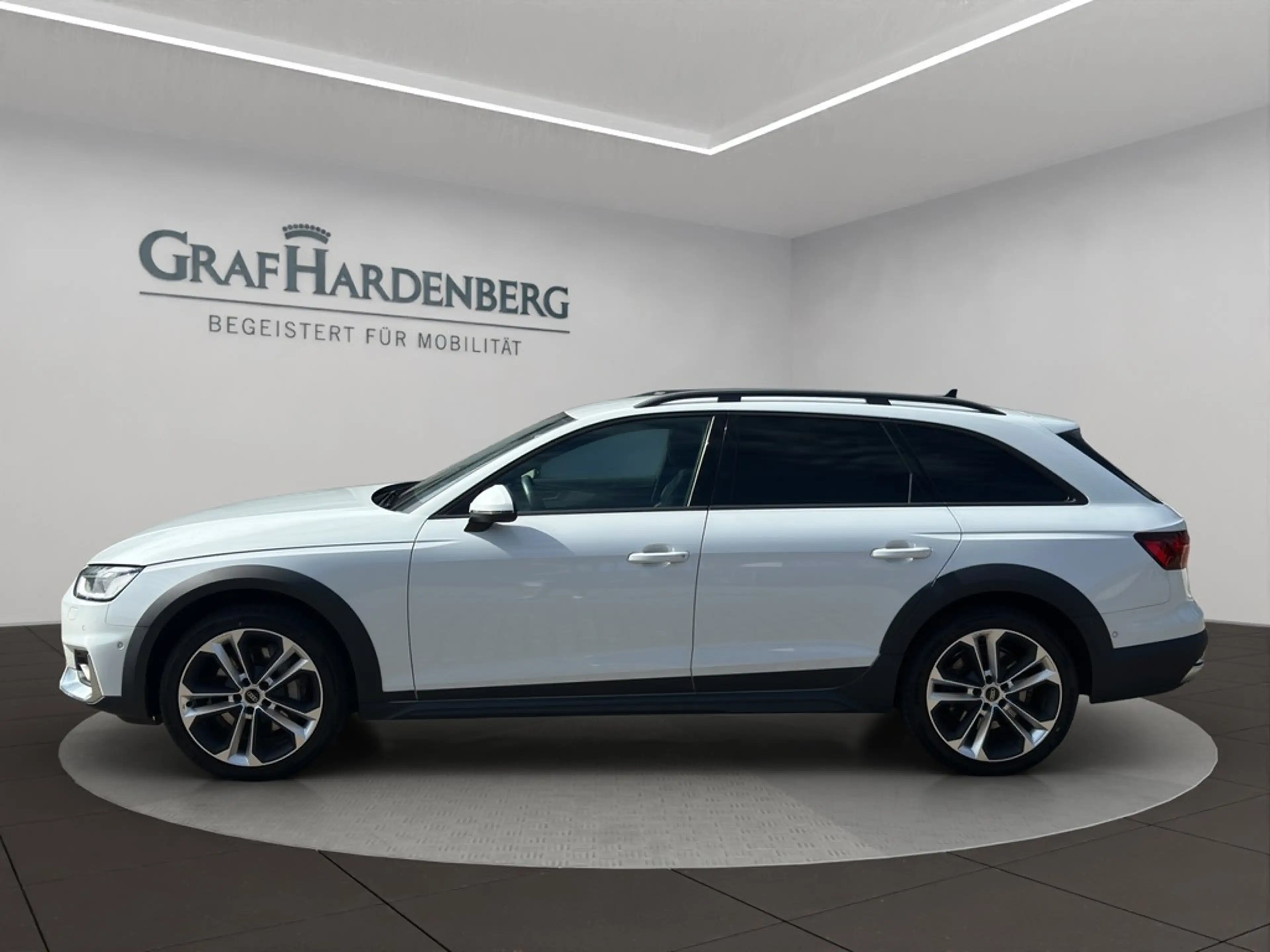 Audi A4 allroad quattro 50 TDI quattro Matrix-Standh. — photo 2