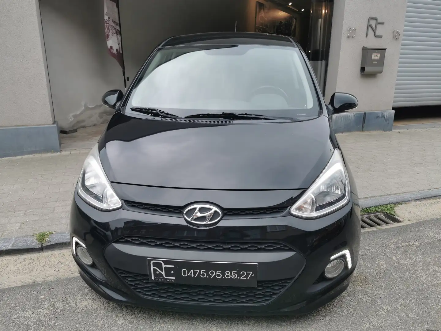 Hyundai i10 i10 1.0i Cool Noir - 2