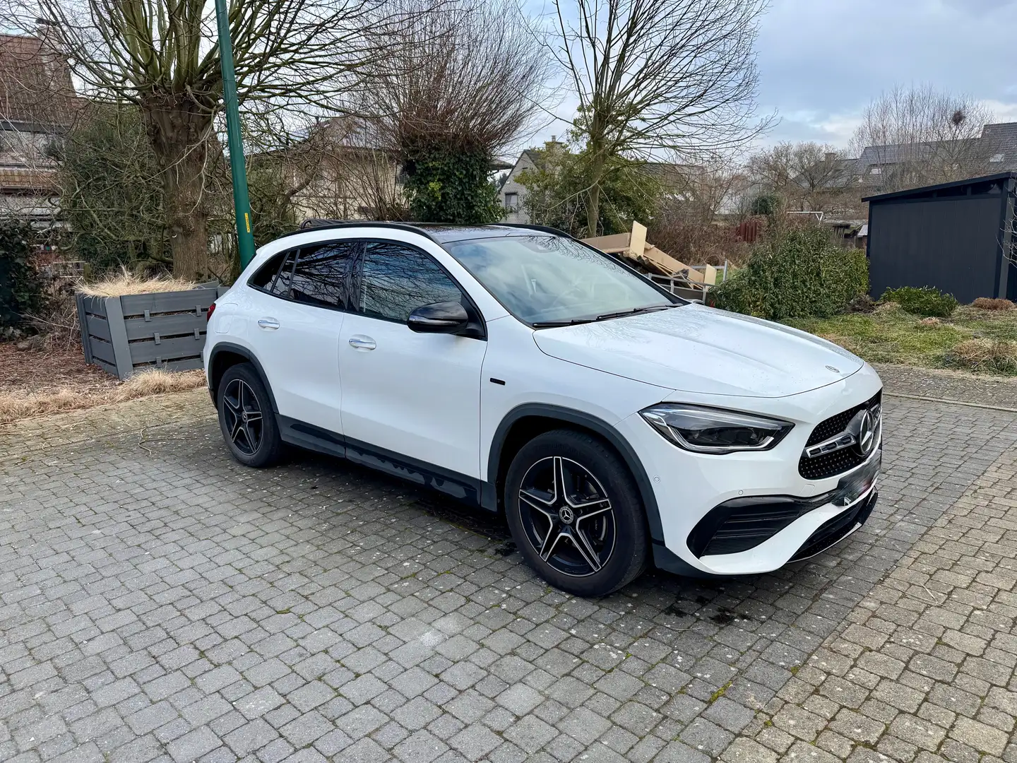 Mercedes-Benz GLA 250 Mercedes PKW GLA 250e Wit - 1