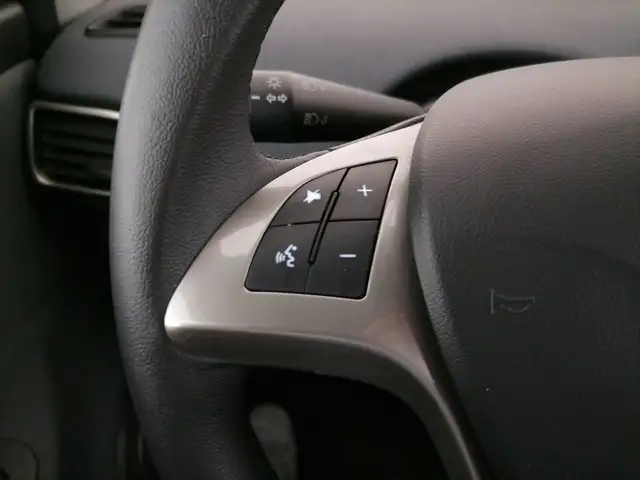 Lancia Ypsilon view 17