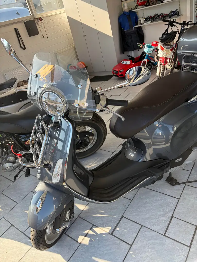 Piaggio Primavera Touring 125 ABS Gris - 1