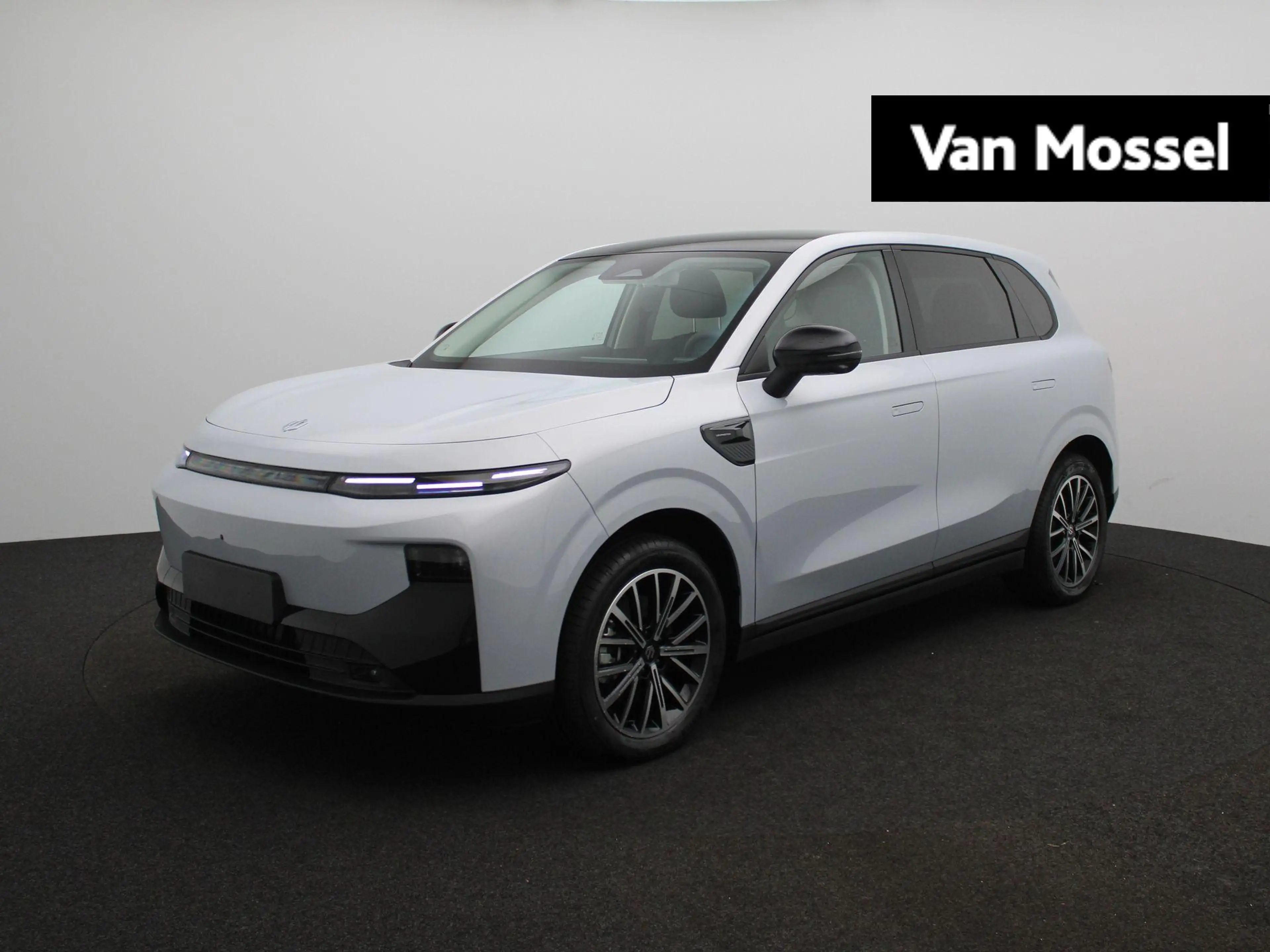 Leapmotor B10 Design ProMax 67.1 kWh | VOORRAAD VOORDEEL | TOT 4