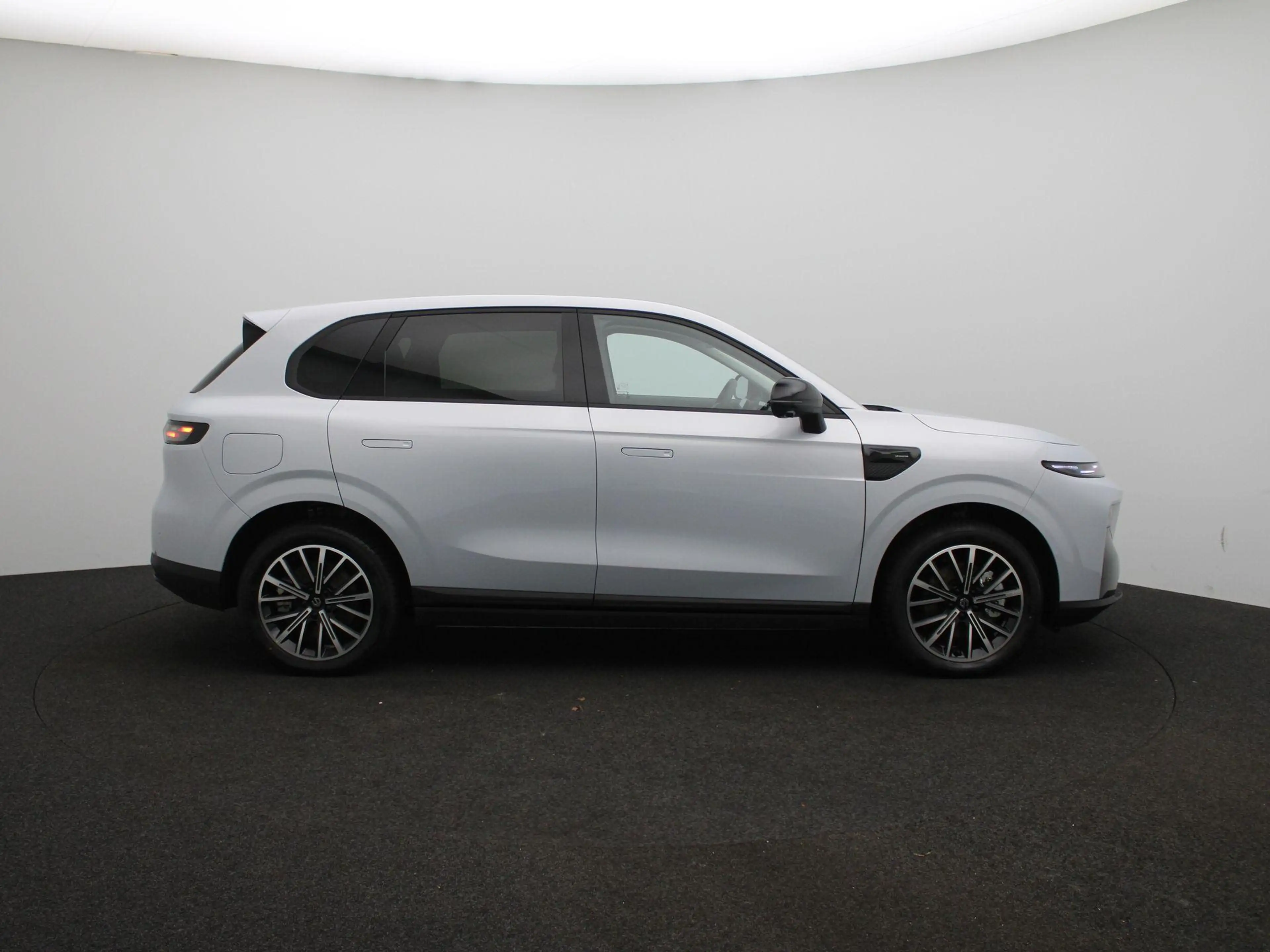 Leapmotor B10 Design ProMax 67.1 kWh | VOORRAAD VOORDEEL | TOT 4 — photo 6