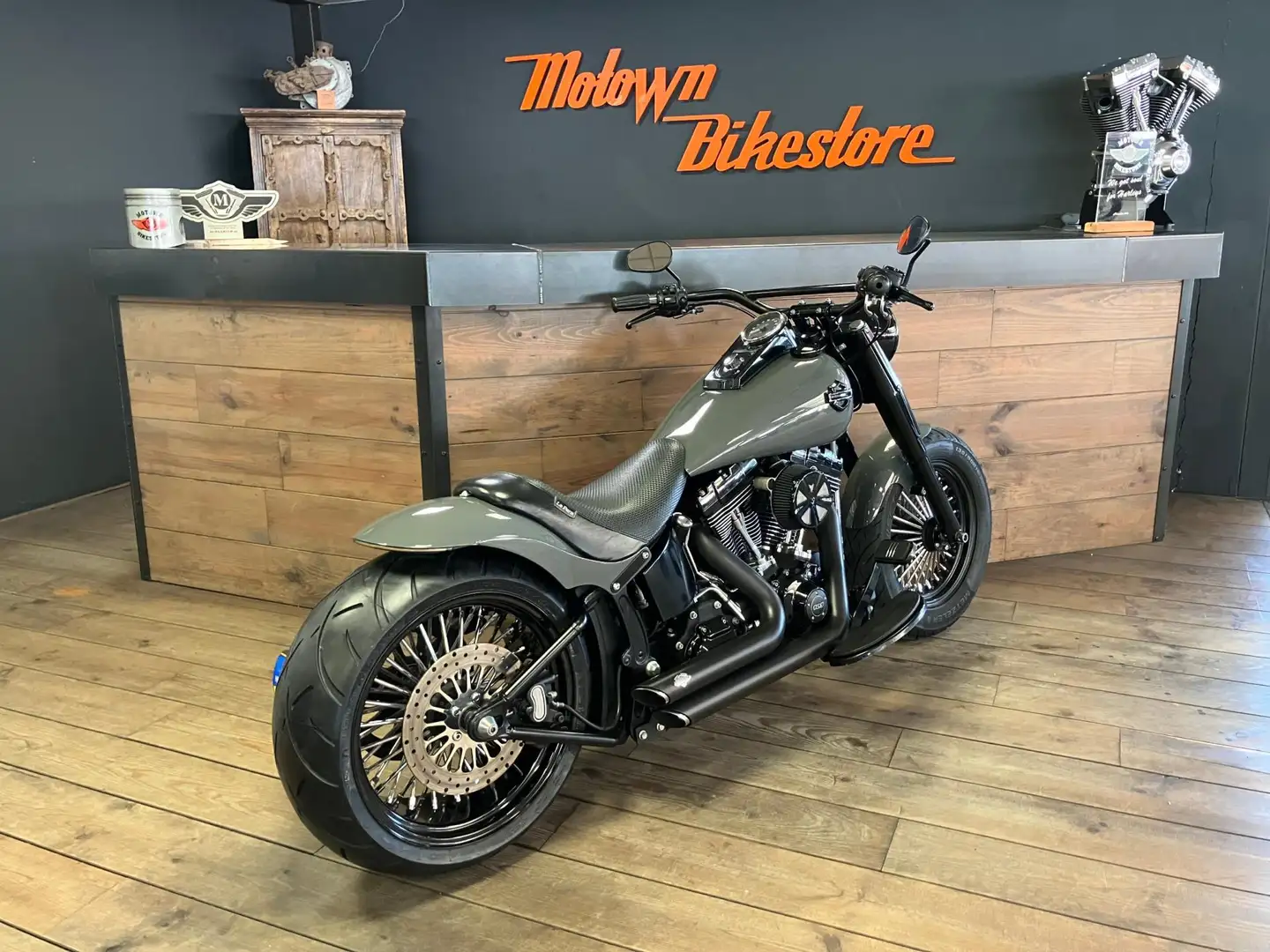 Harley-Davidson Fat Boy FLSTF 103 Fatboy Custom 260 Rear Big Spoke Vance & Gri - 2