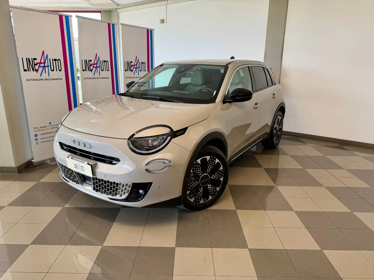 Fiat 600 600 Hybrid 100 CV DCT MHEV La Prima Beige - 2
