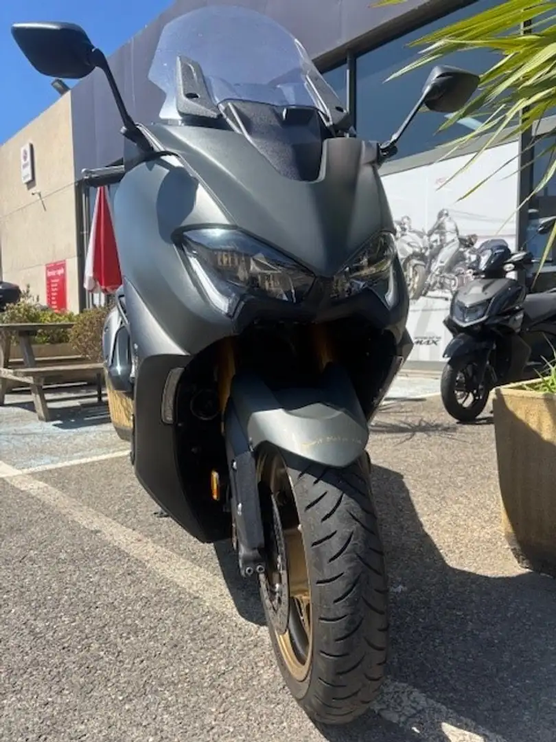 Yamaha TMAX 560 Gris - 1