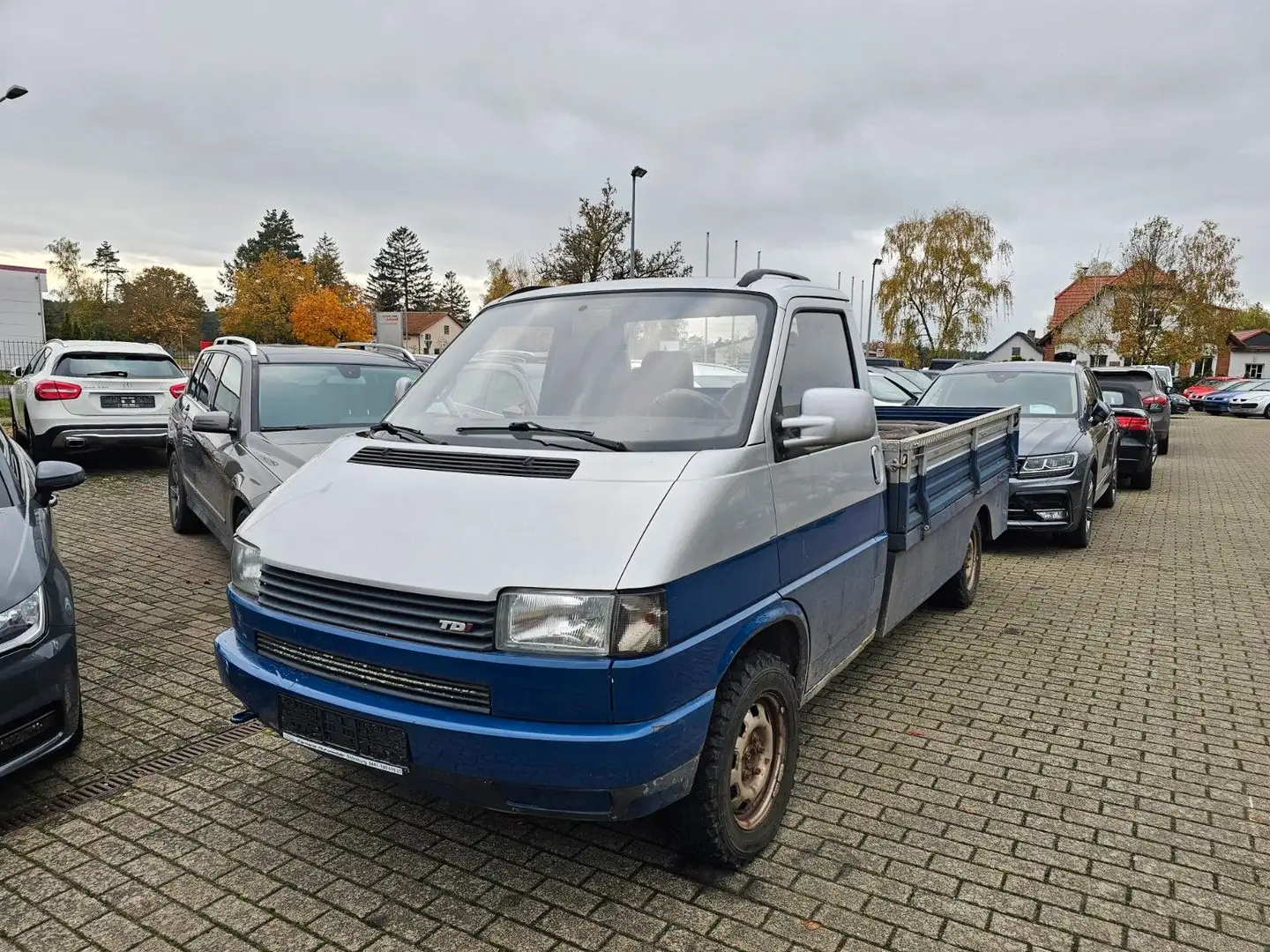 Volkswagen T4 Pritsche+Sonderumbau+Stollenreifen+AHK+LKW Zu - 2
