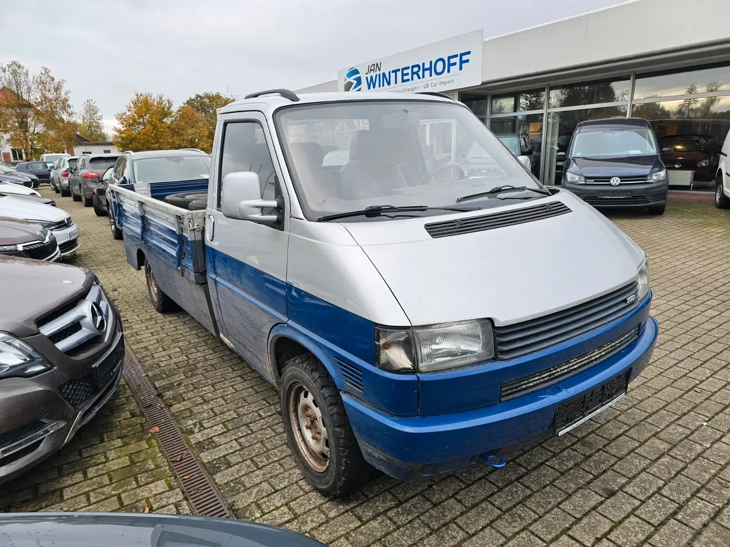 Volkswagen T4 Pritsche+Sonderumbau+Stollenreifen+AHK+LKW Zu - 1