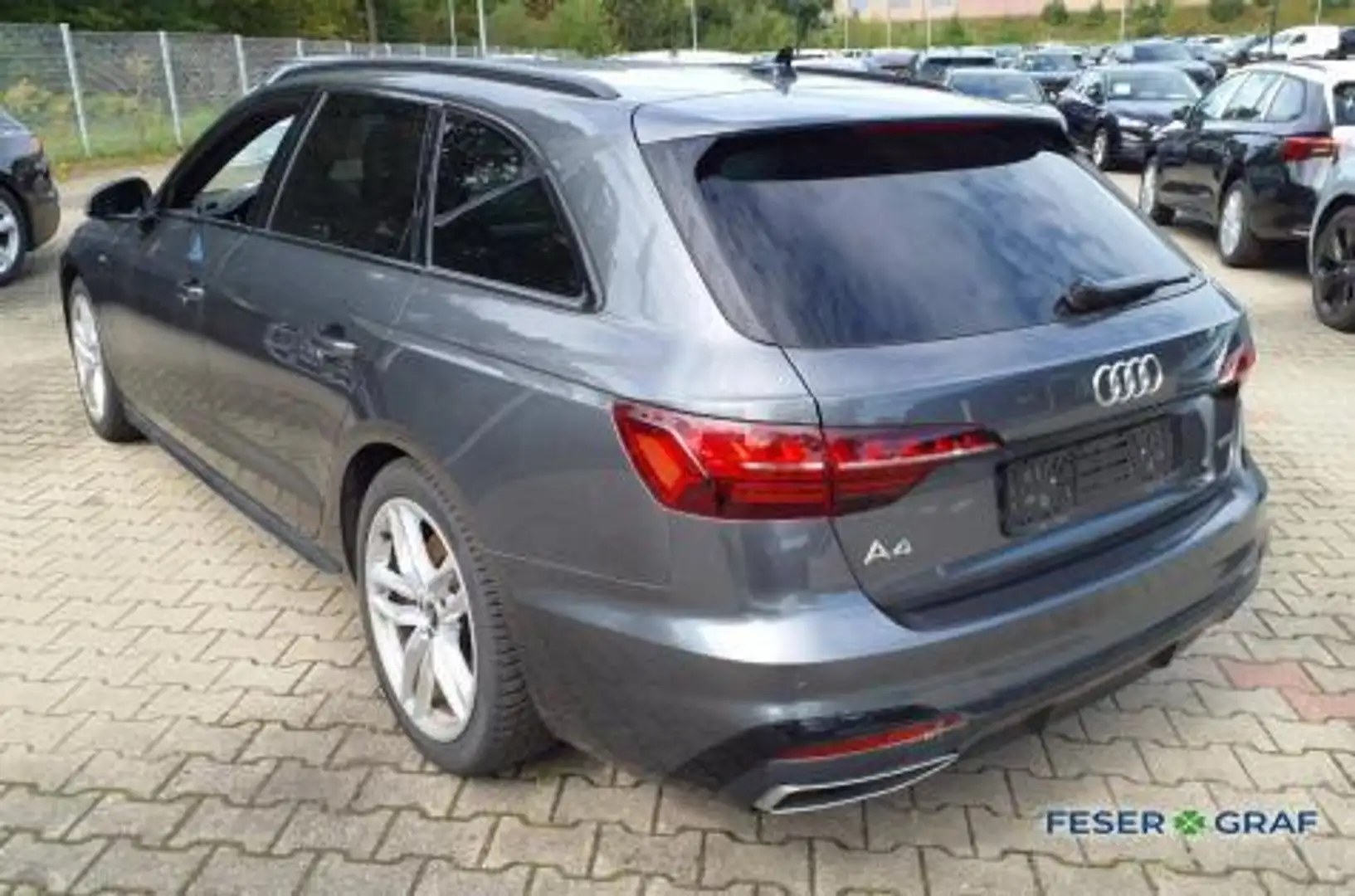 Audi A4 Avant 45 TFSI qu S Line Navi,LED,Leder,AHK Grau - 2