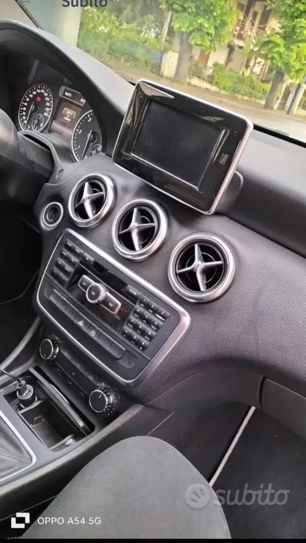 Mercedes-Benz 180 - 1