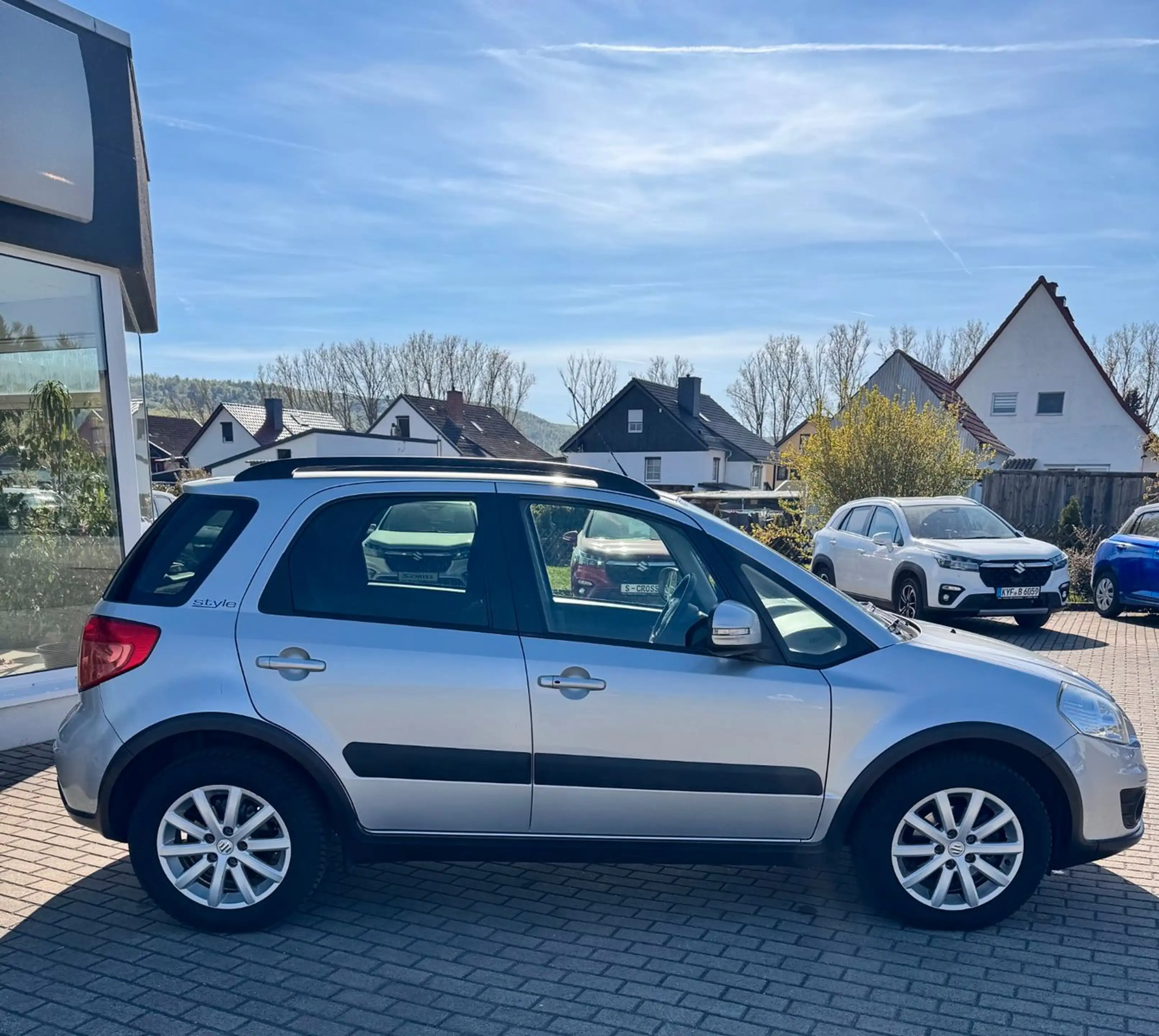Suzuki SX4 Style — photo 3