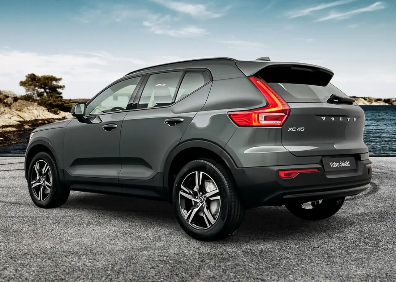 Volvo XC40 2026