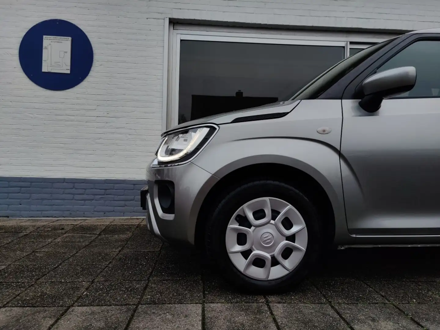 Suzuki Ignis 1.2 Smart Hybrid Comfort Grijs - 2
