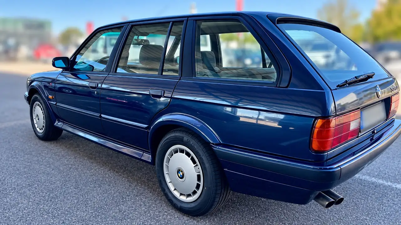 BMW 325 iX Touring E30, foto 3