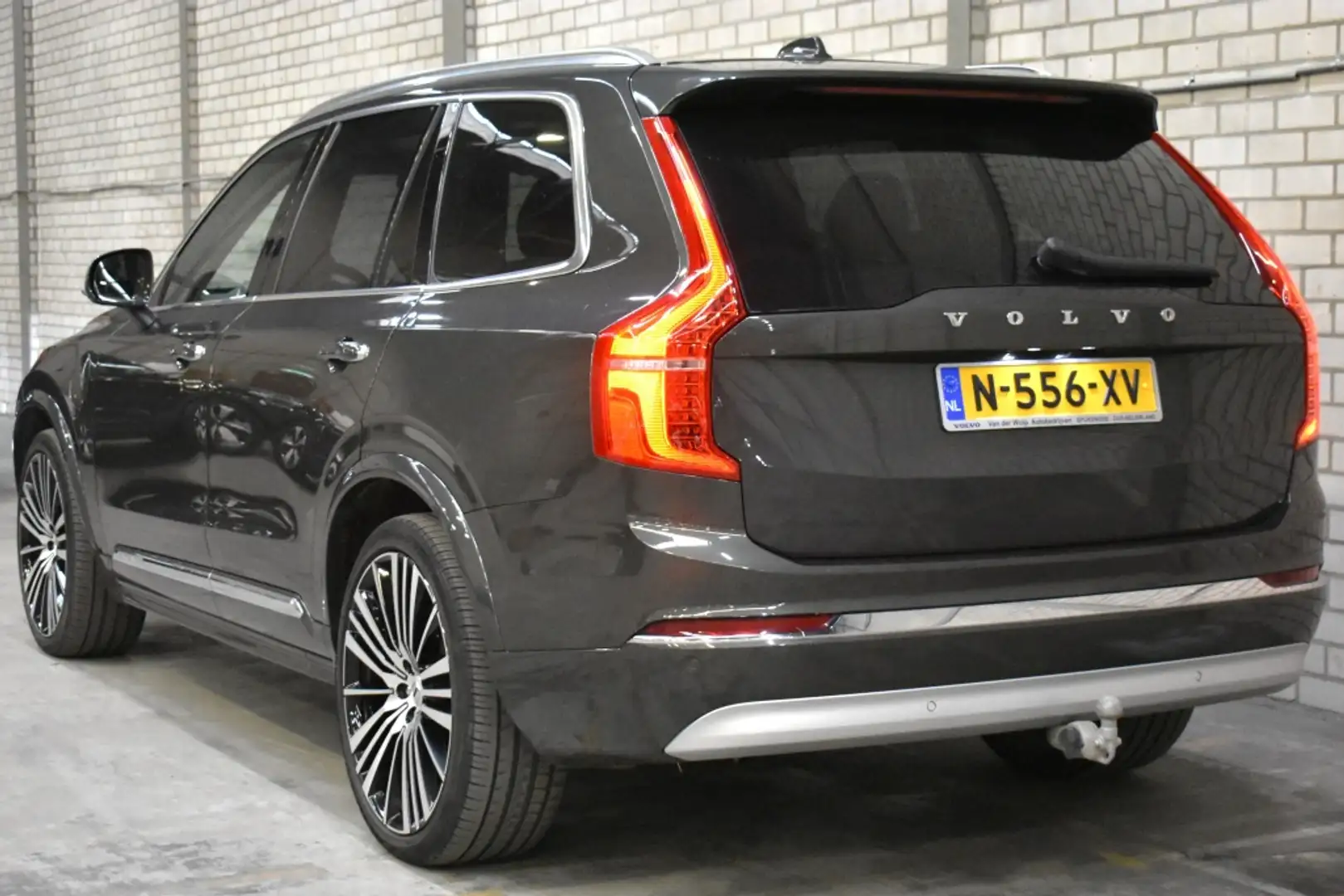 Volvo XC90 T8 390pk AWD Inscription | Trekhaak | BLIS | Lucht Gris - 2