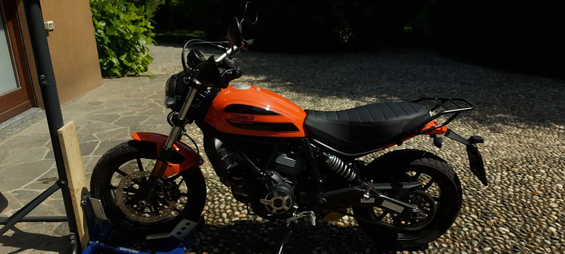 Ducati Scrambler SIXTY 2 400 Portocaliu - 1