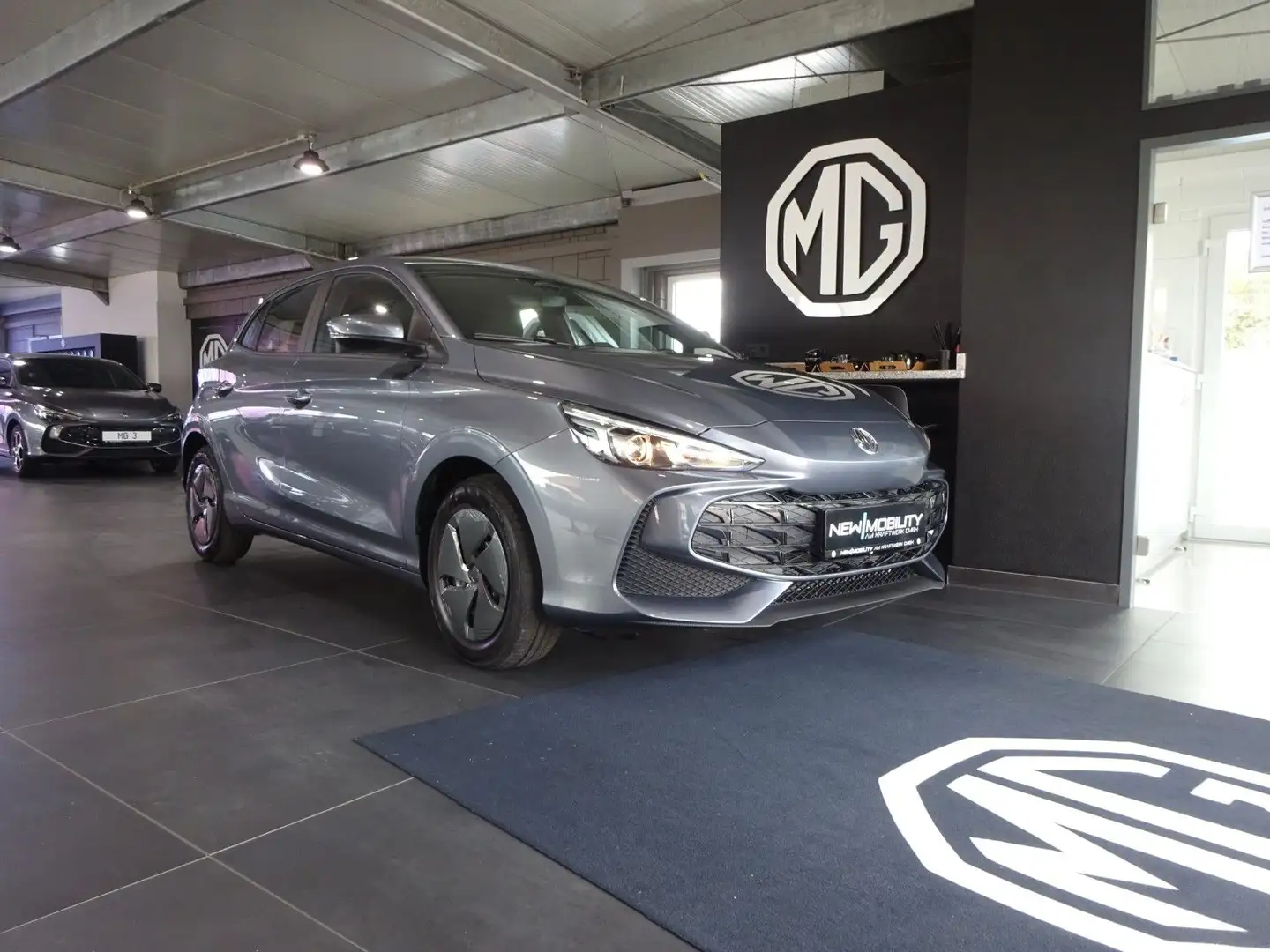MG MG3 Standard HEV MY24 Grau - 1
