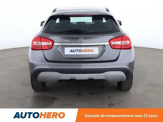 Mercedes-Benz Gla view 5