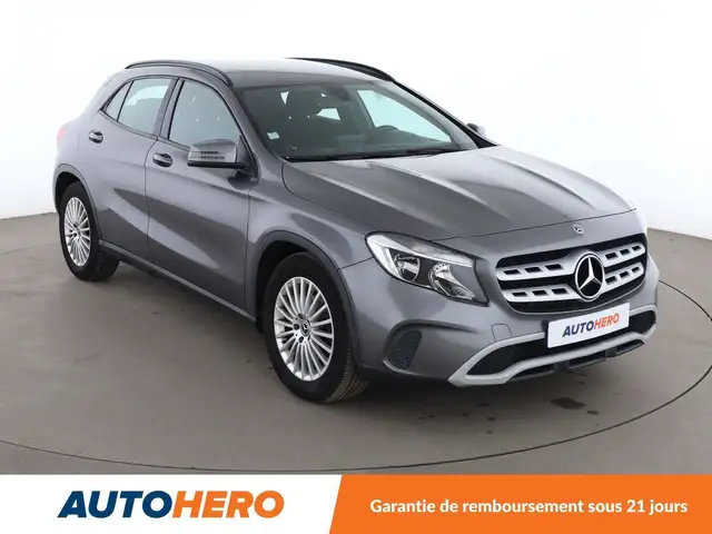Mercedes-Benz Gla view 8