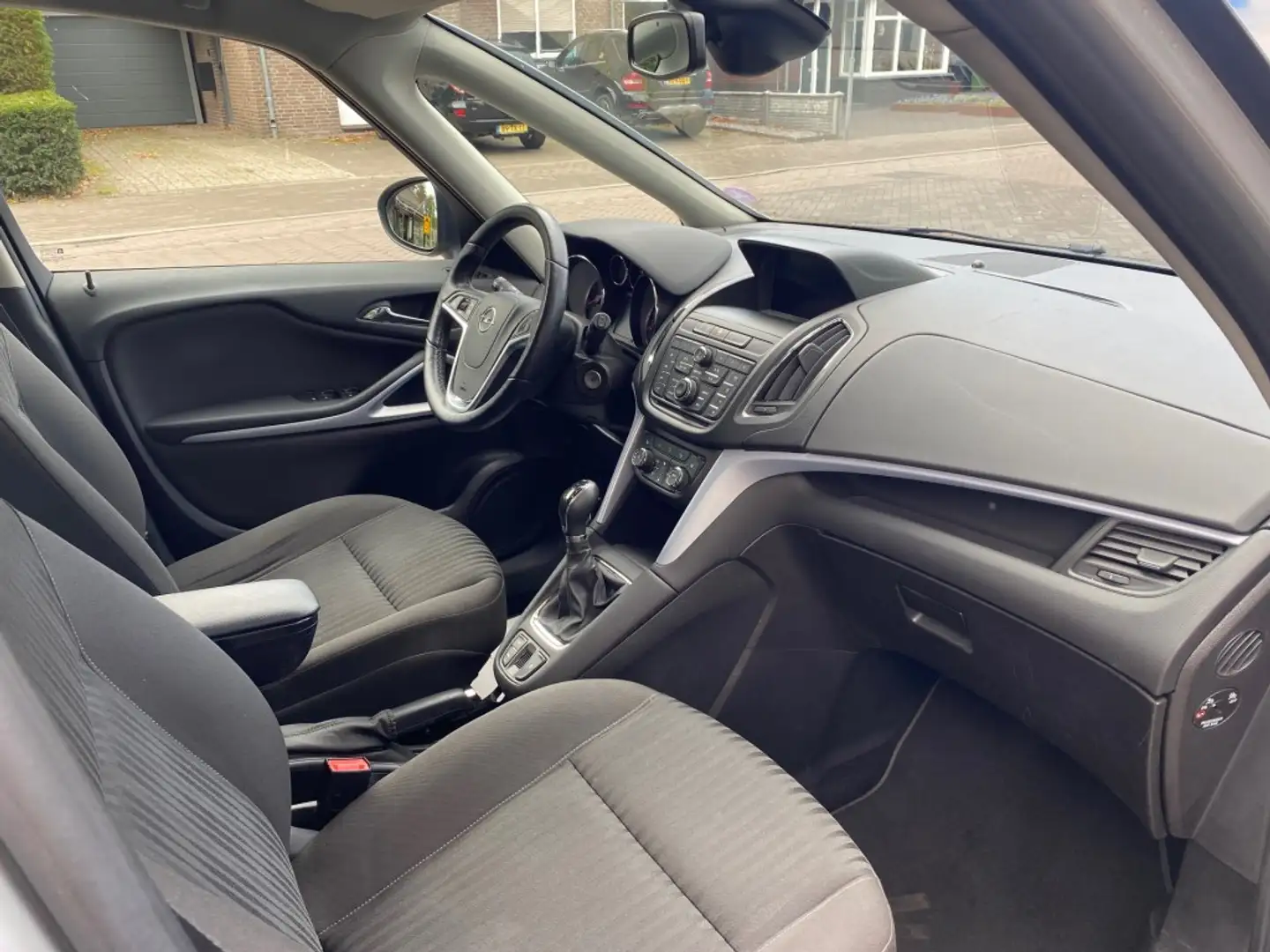 Opel Zafira 1.4 TURBO 140PK EDITION / AIRCO-ECC / TREKHAAK / C Gris - 2