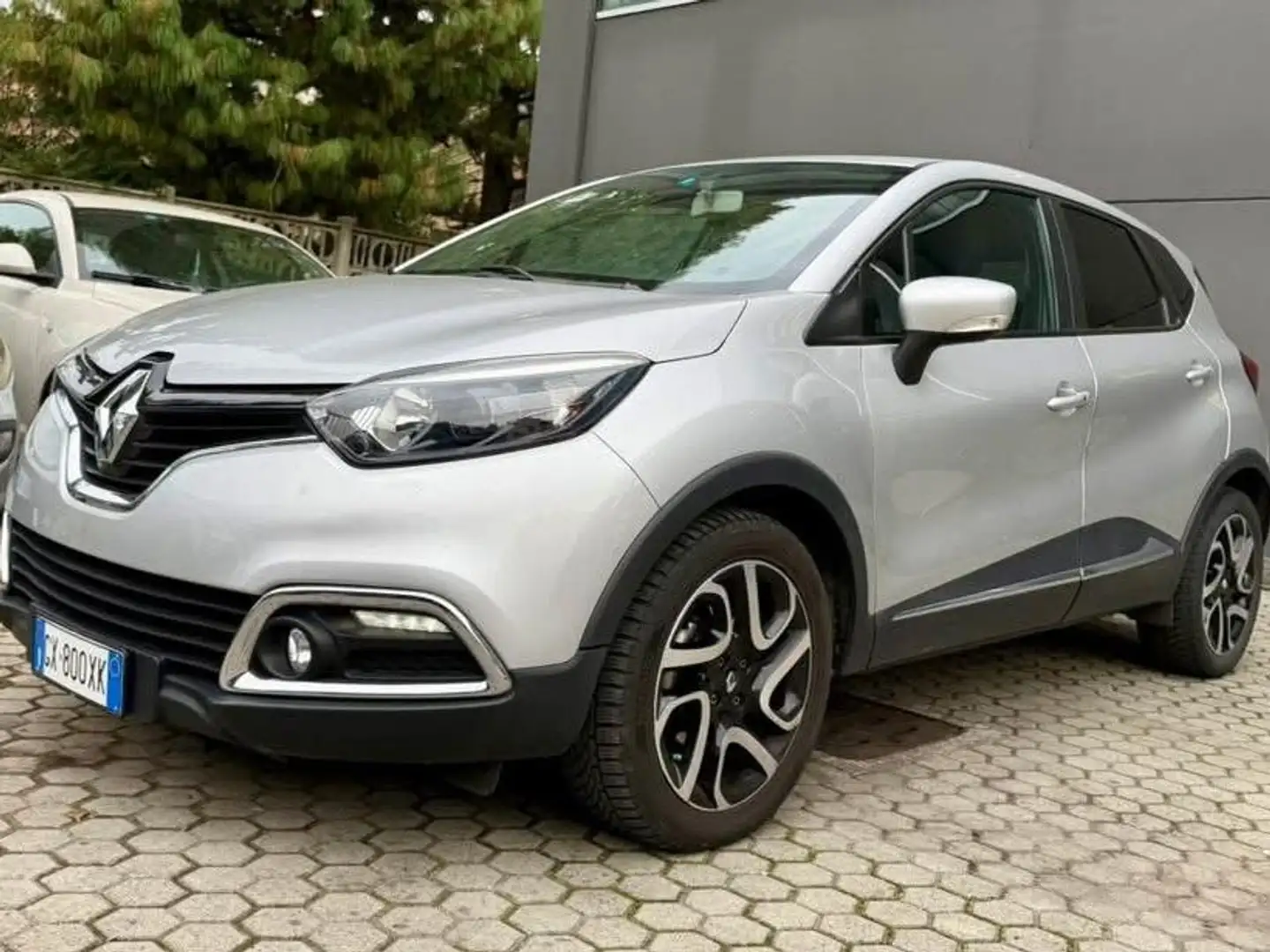Renault Captur Renault Captur I 1.5 dci energy R-Link Neopatentat Silber - 1