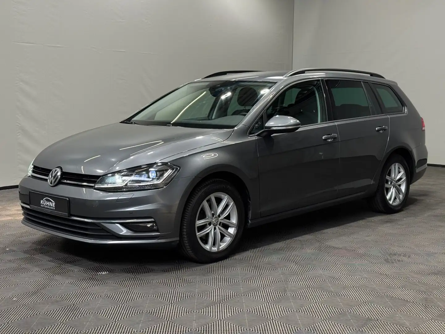 Volkswagen Golf Variant Comfortline 2.0 TDI | AHK LED ACC Grau - 2