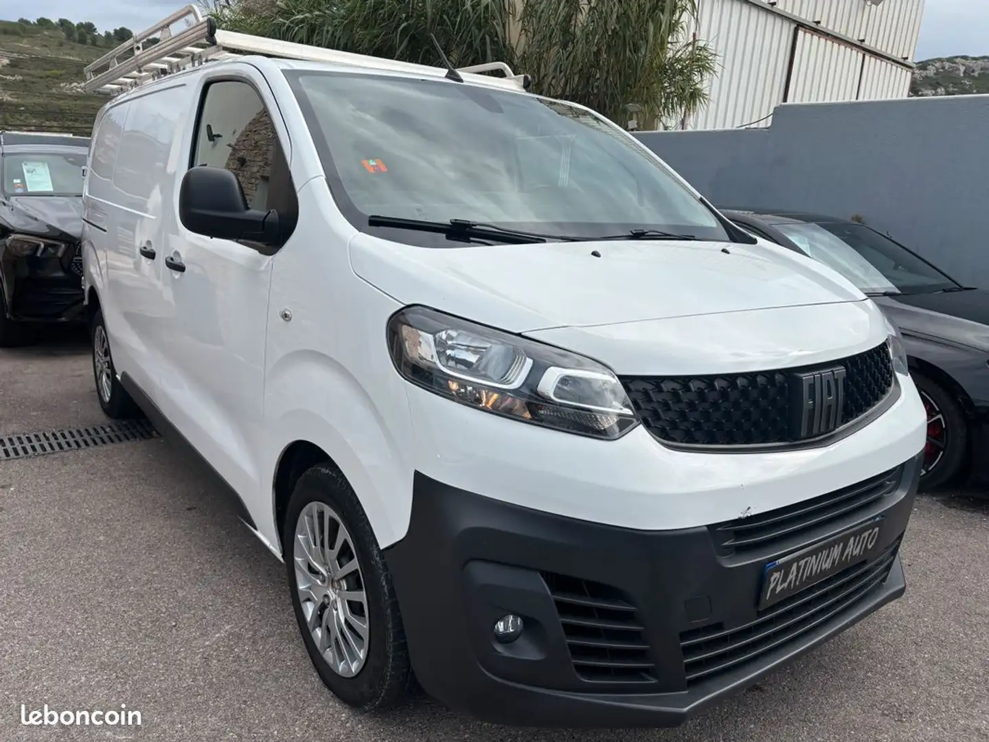 Fiat Scudo III Fourgon BlueHDI 145 Pro Lounge Connect Blanc - 2