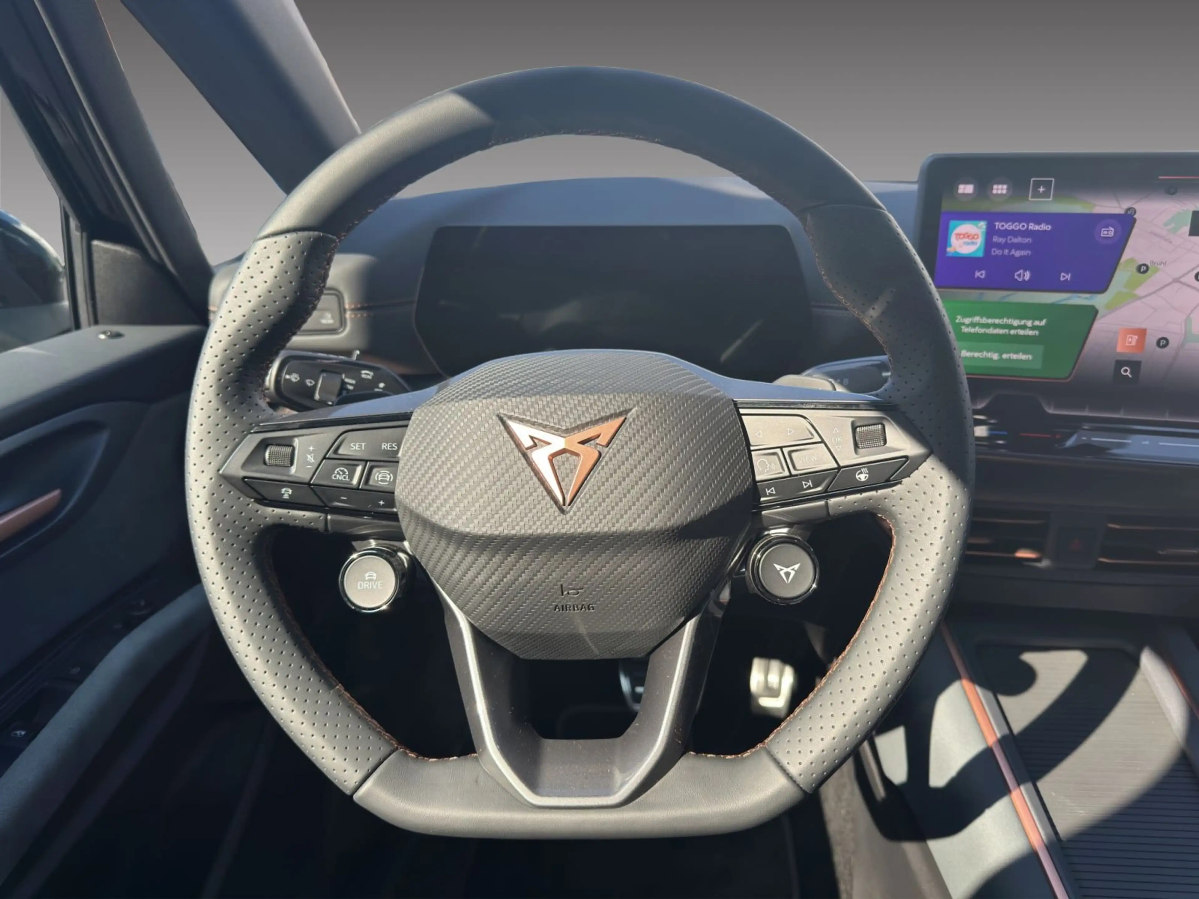 CUPRA Born VZ 240 kW (326PS) — photo 11