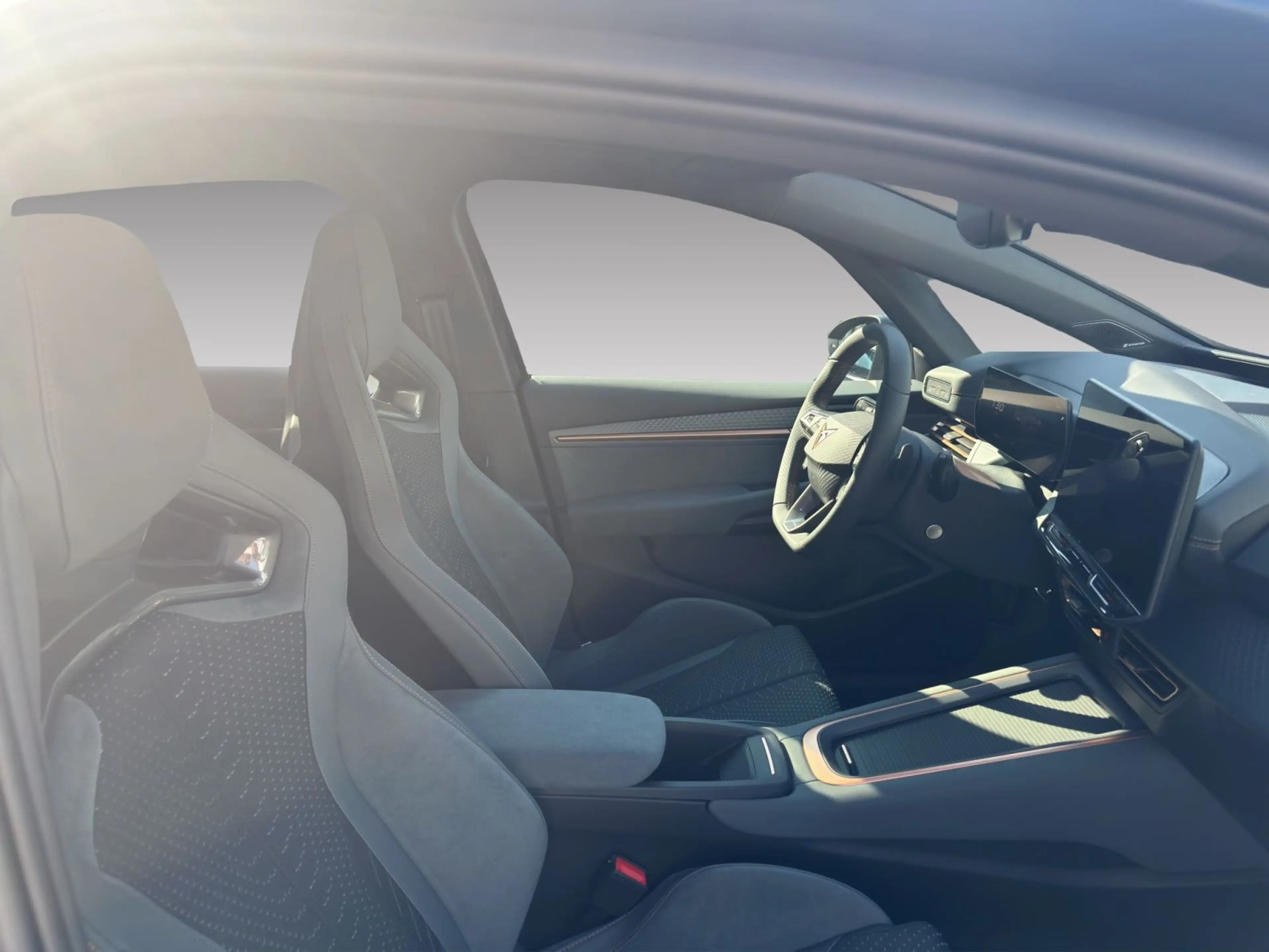 CUPRA Born VZ 240 kW (326PS) — photo 9
