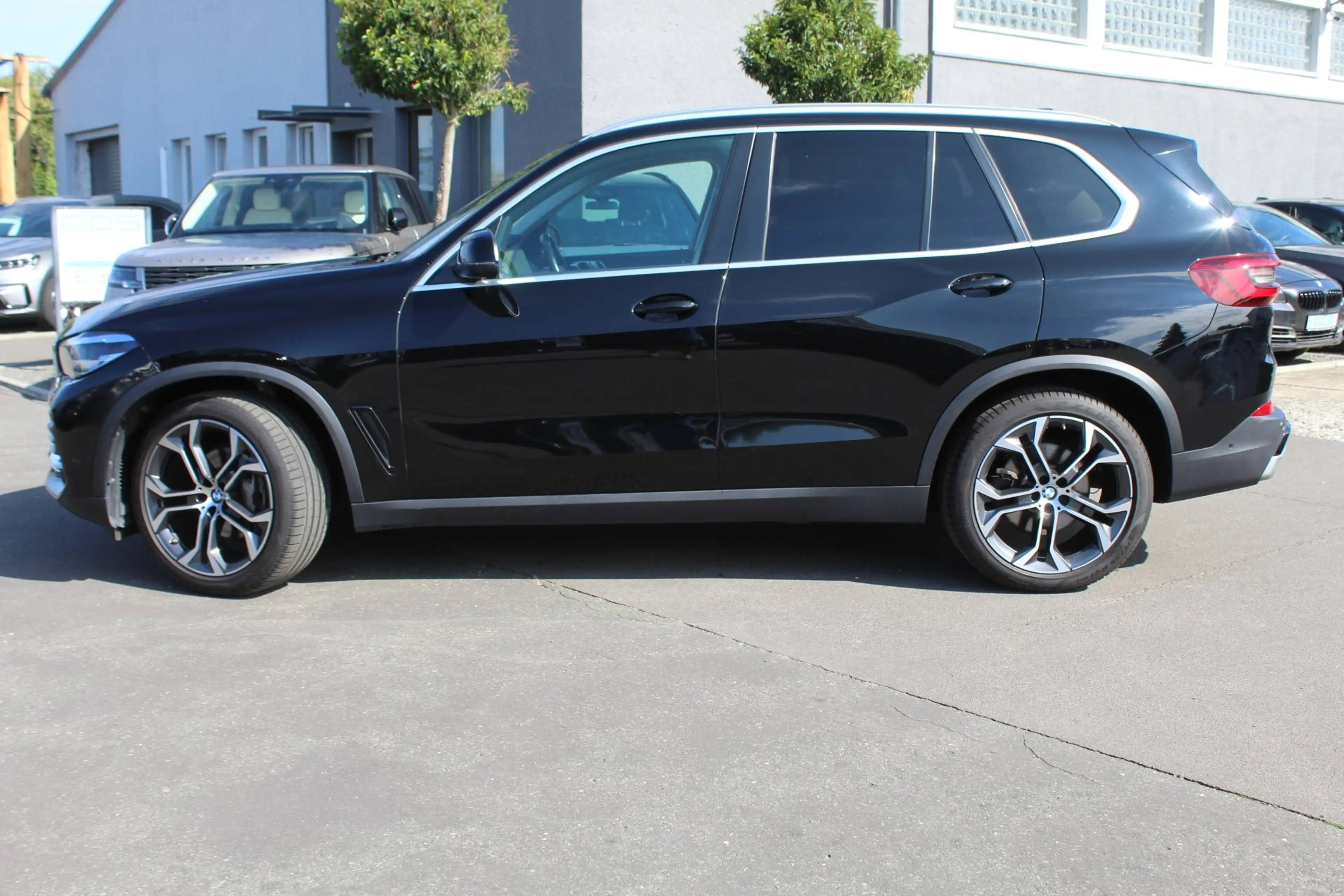 BMW X5 xDrive 40i +Individual+Komfortsitz+HUD+21Zoll+DAB+ — photo 2