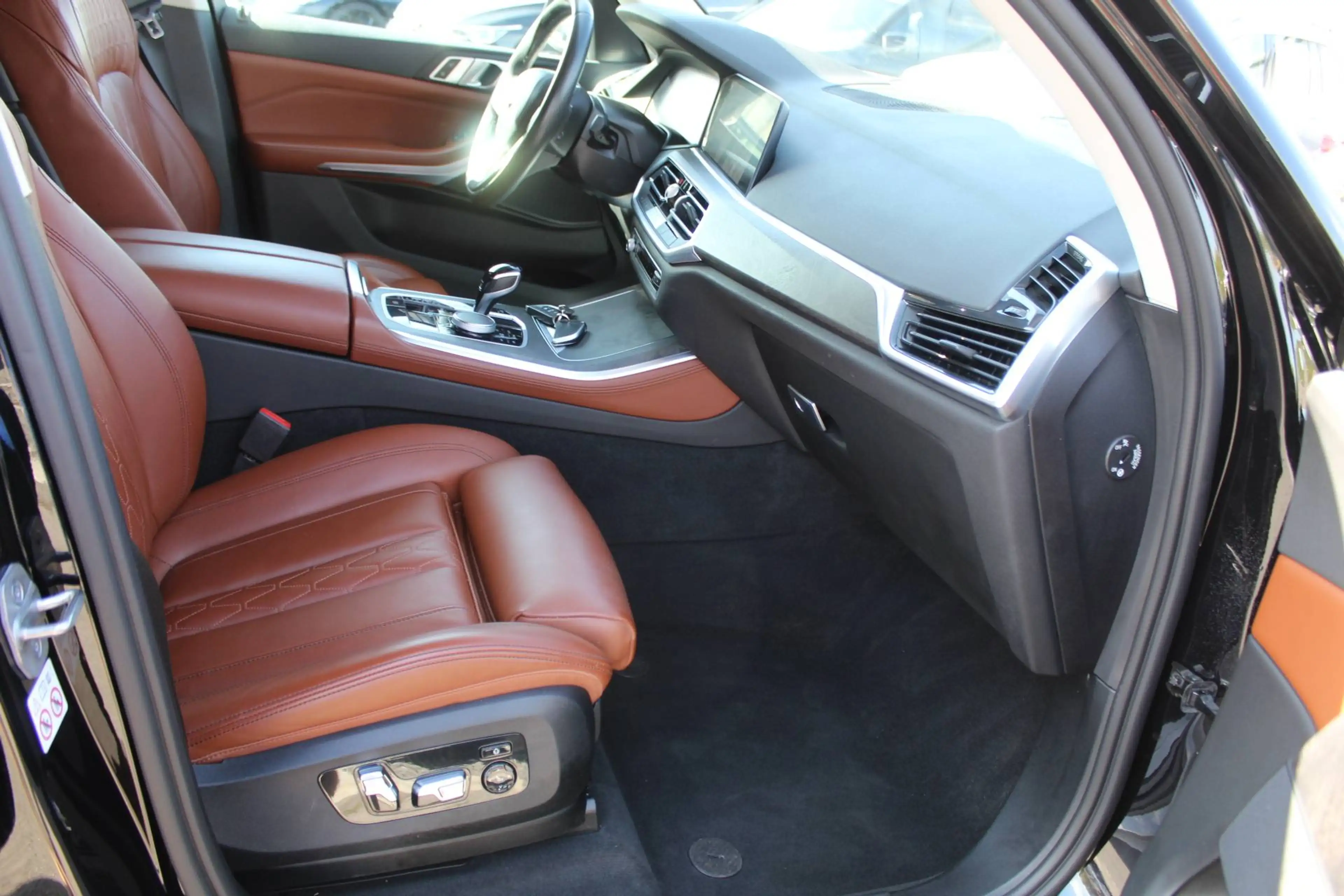 BMW X5 xDrive 40i +Individual+Komfortsitz+HUD+21Zoll+DAB+ — photo 5