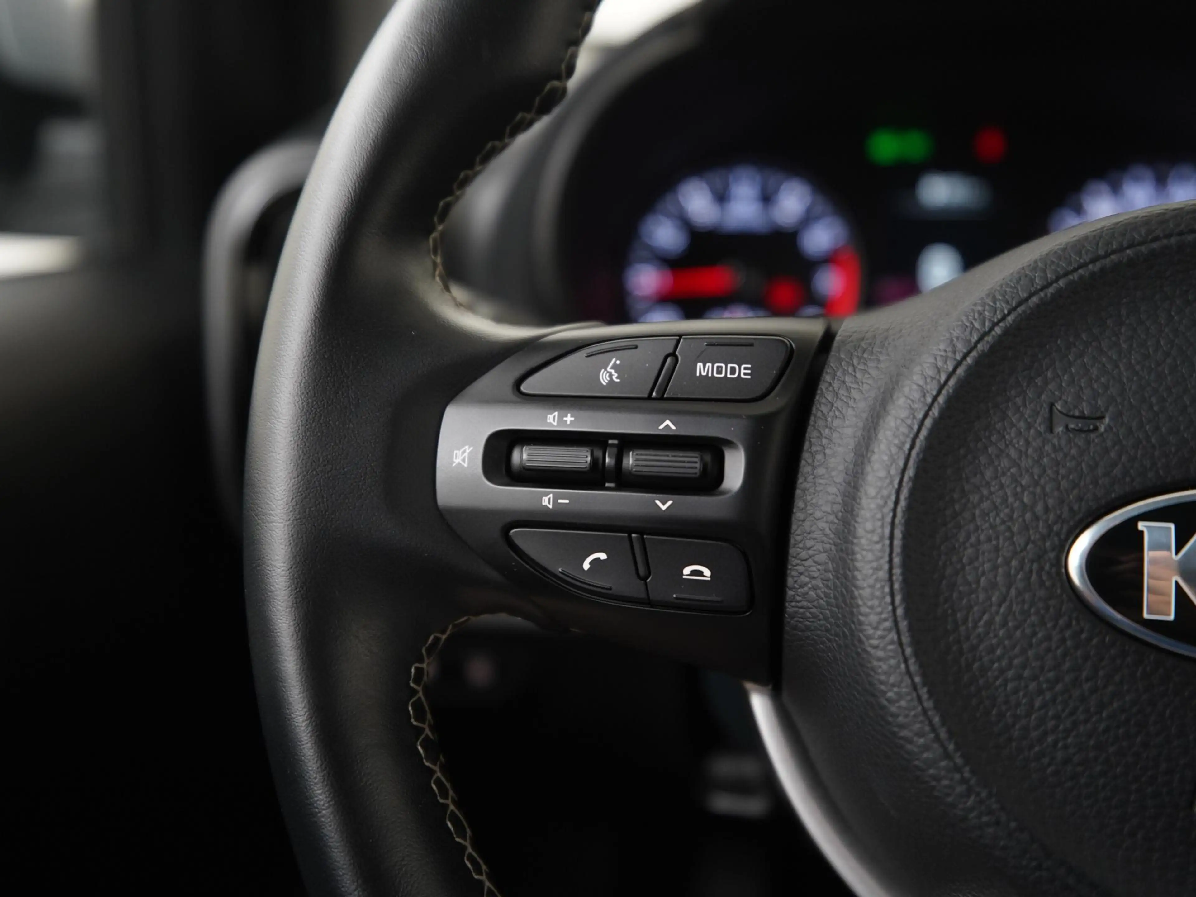 Kia Picanto 1.0 DPi DynamicPlusLine | Camera | Navigatie | App — photo 7