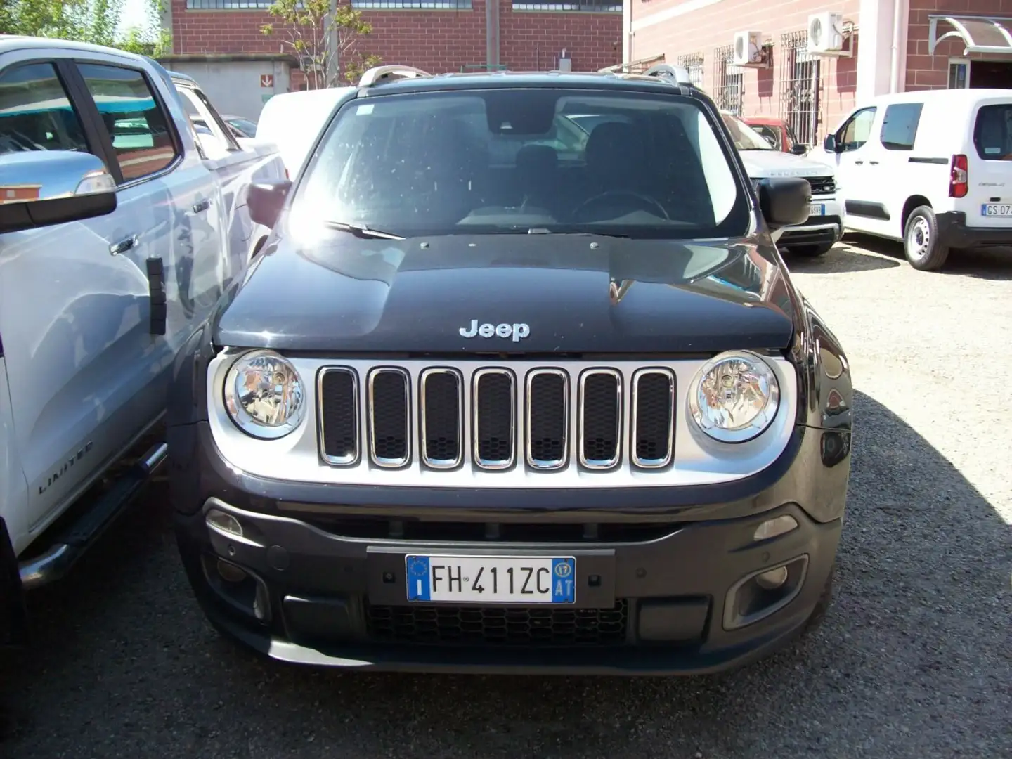 Jeep Renegade Renegade 2.0 mjt Limi 4wd 140cv auto gancio traino Nero - 1