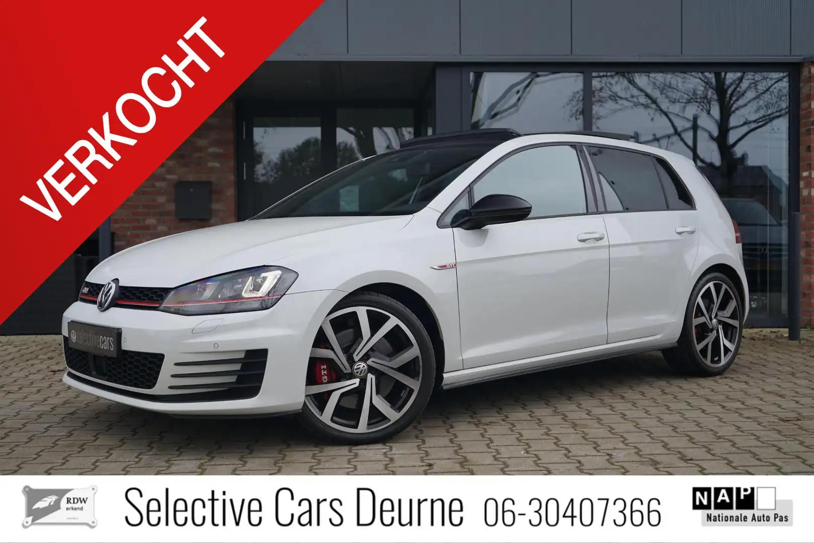 Volkswagen Golf GTI 2.0 TSI Performance , Pano, Keyless, ACC, Dealer-O Blanc - 1