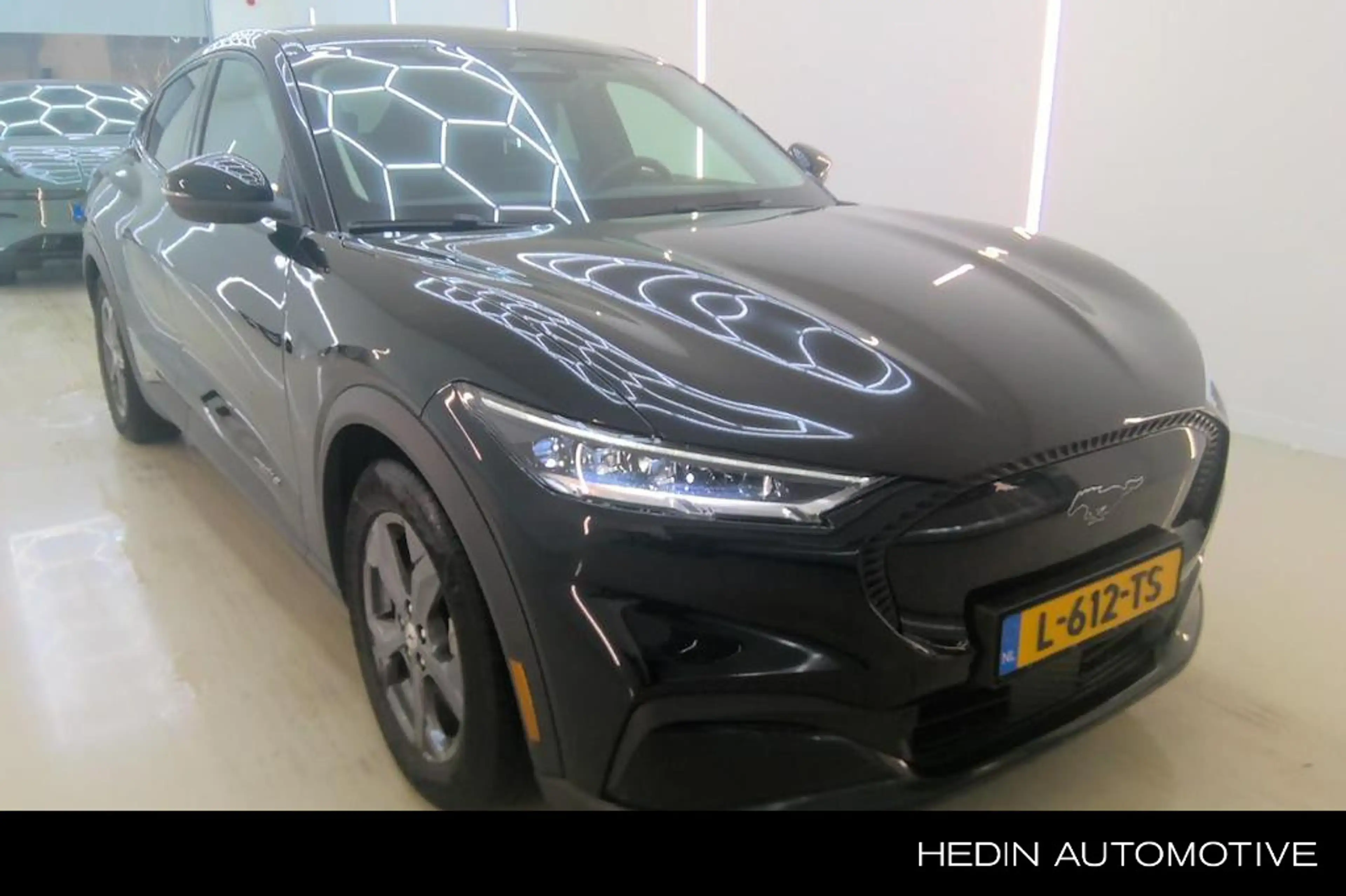Ford Mustang Mach-E RWD 75 kWh | SOH 93,5% | B&O | Winterpakket |