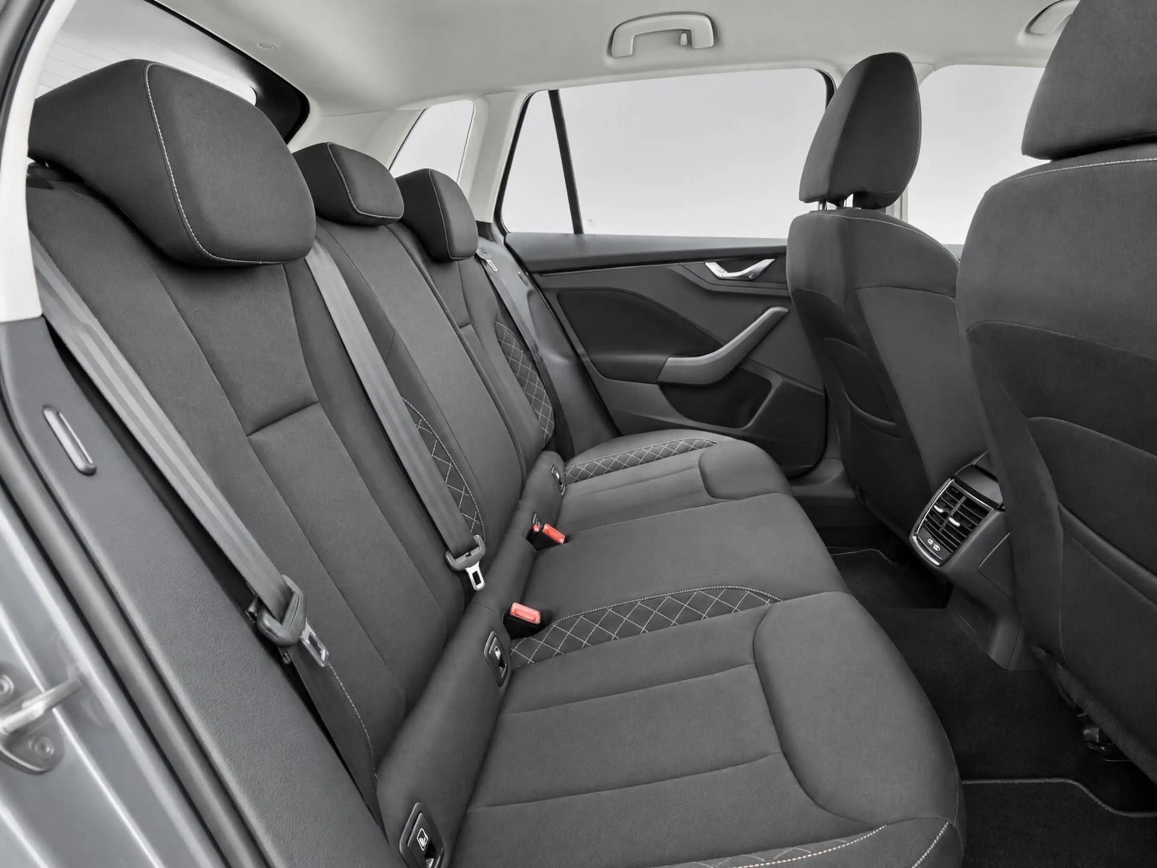 Skoda Kamiq Ambition 1.0 TSI * R-KAM * ACC * LED * PDC — photo 15
