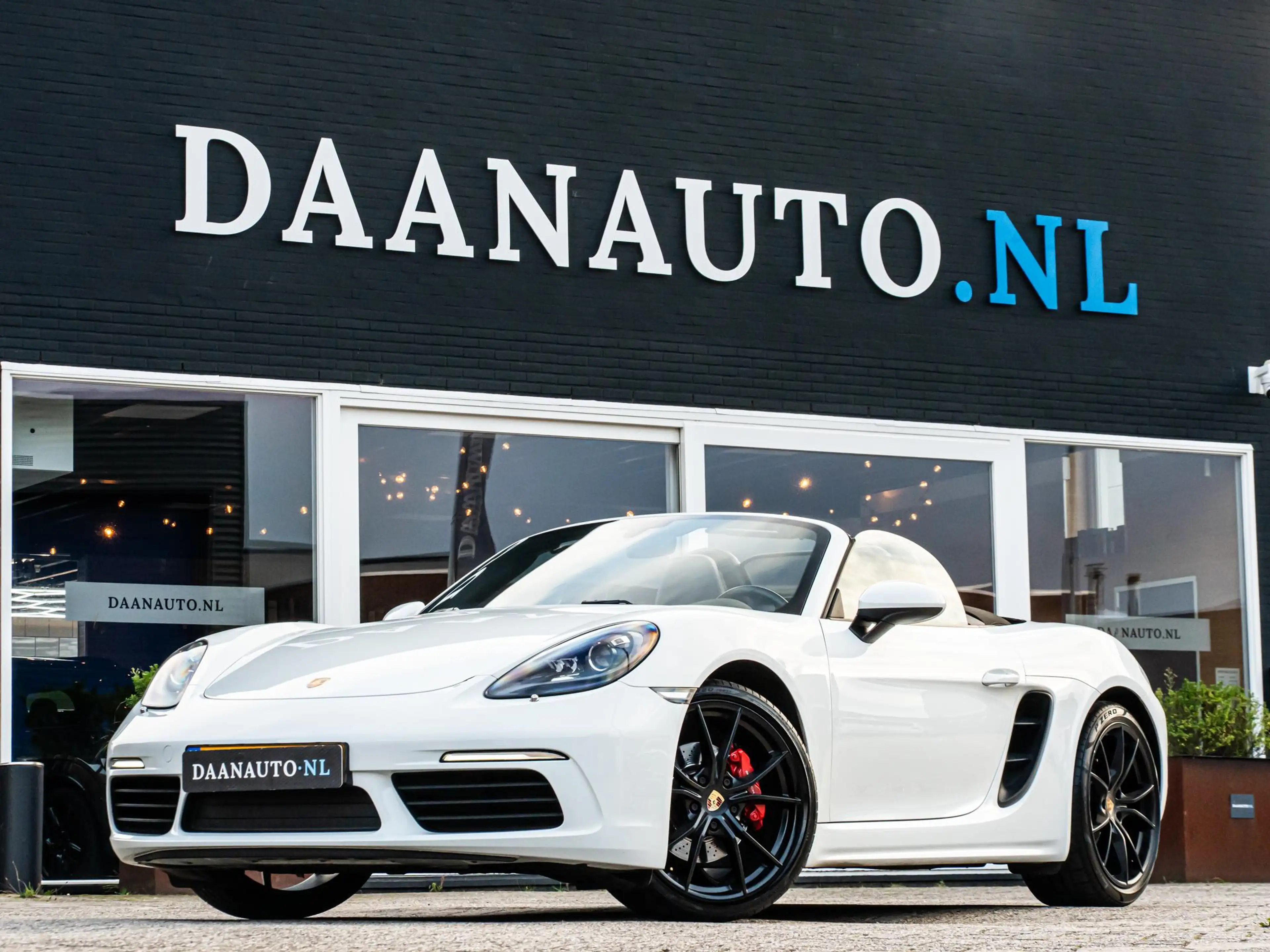 Porsche 718 Boxster 2.0 Apple CarPlay PDLS — photo 4