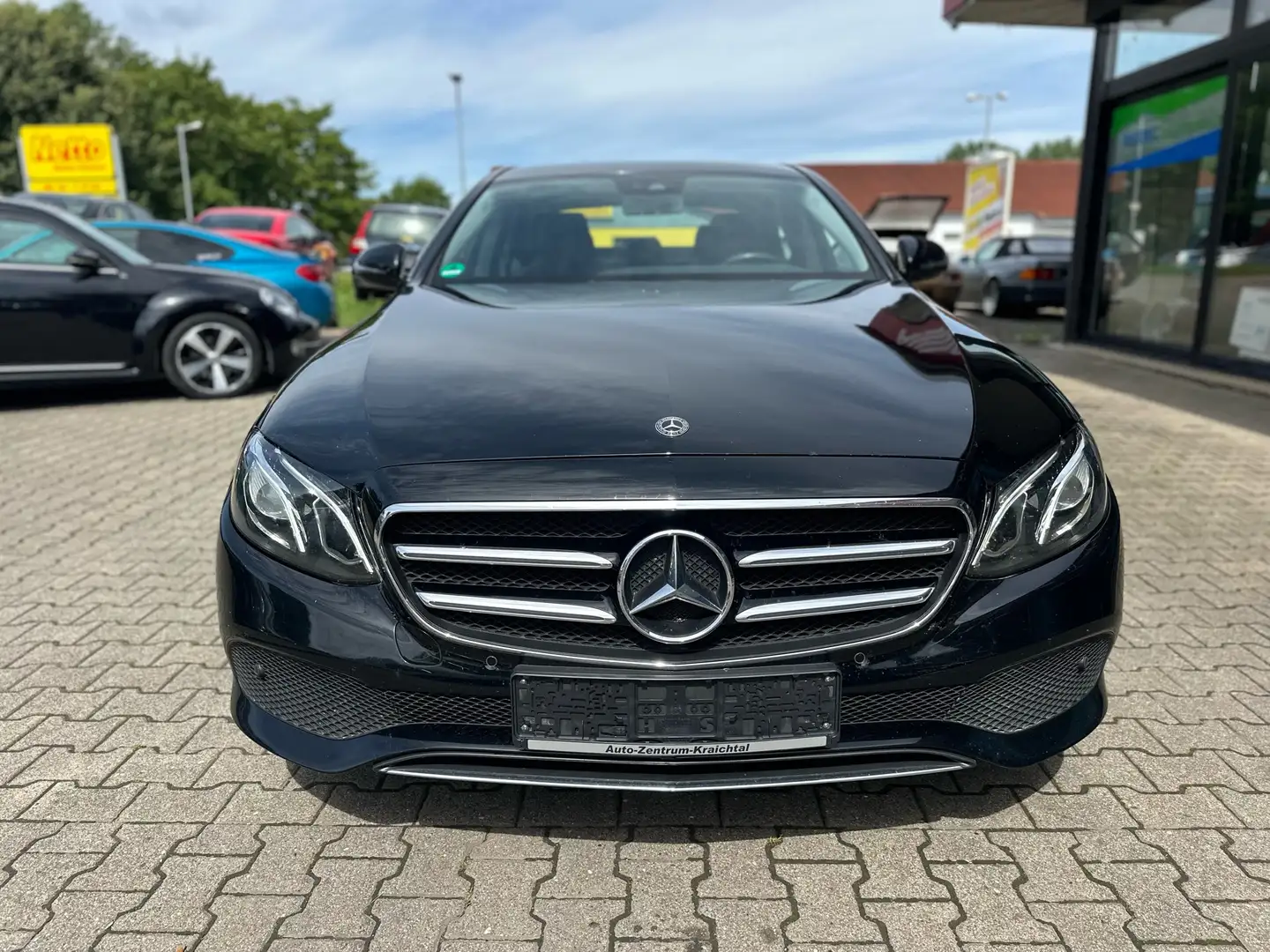 Mercedes-Benz E 300 E 300 1.Hand  HU&AU Neu *Finanzierung möglich* Nero - 2