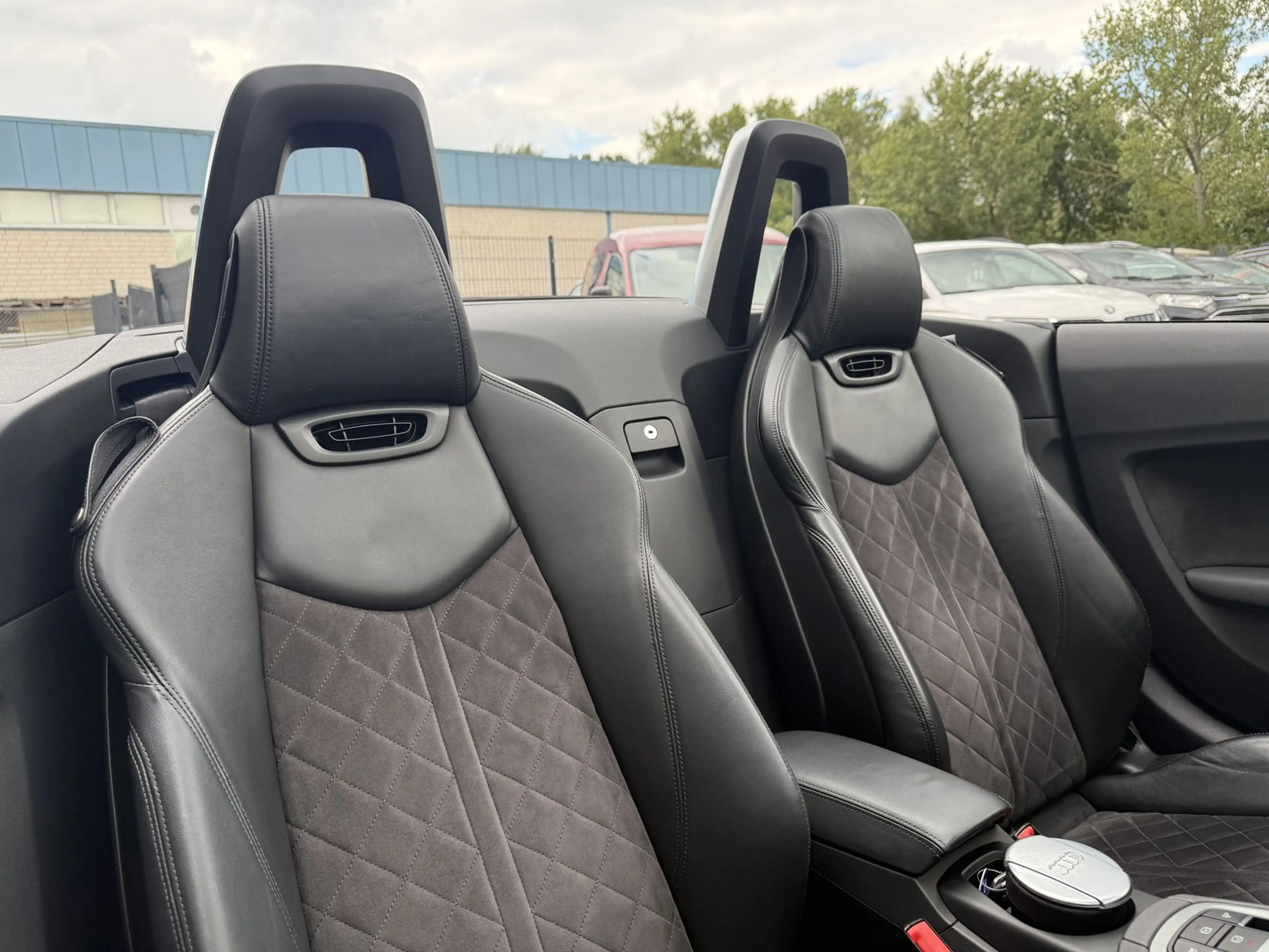 Audi TT 2.0 TDI ultra *S-line*VC*NAVI*PDC* — photo 14