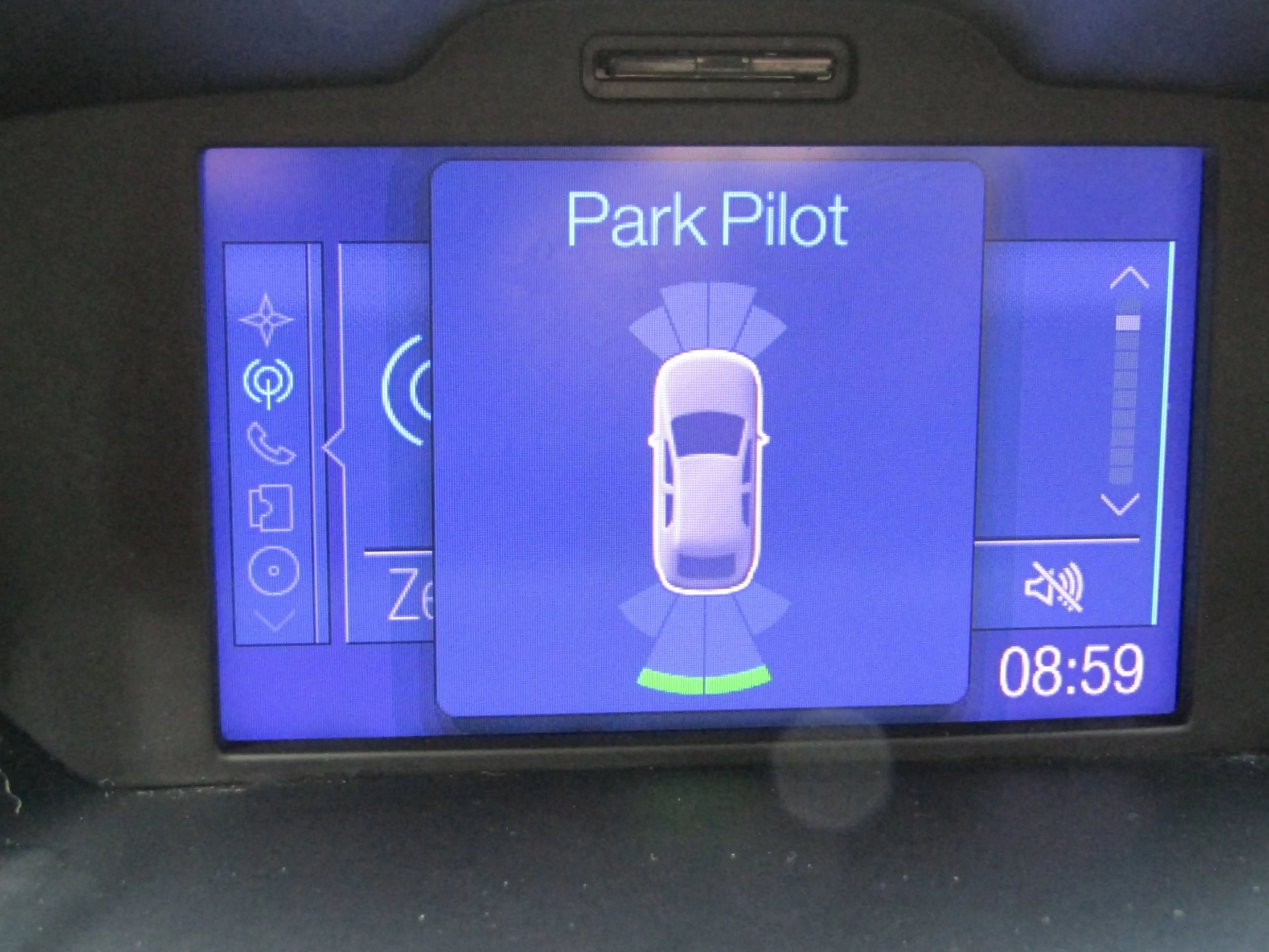 Ford B-Max 1.0 EcoBoost Titanium — photo 8