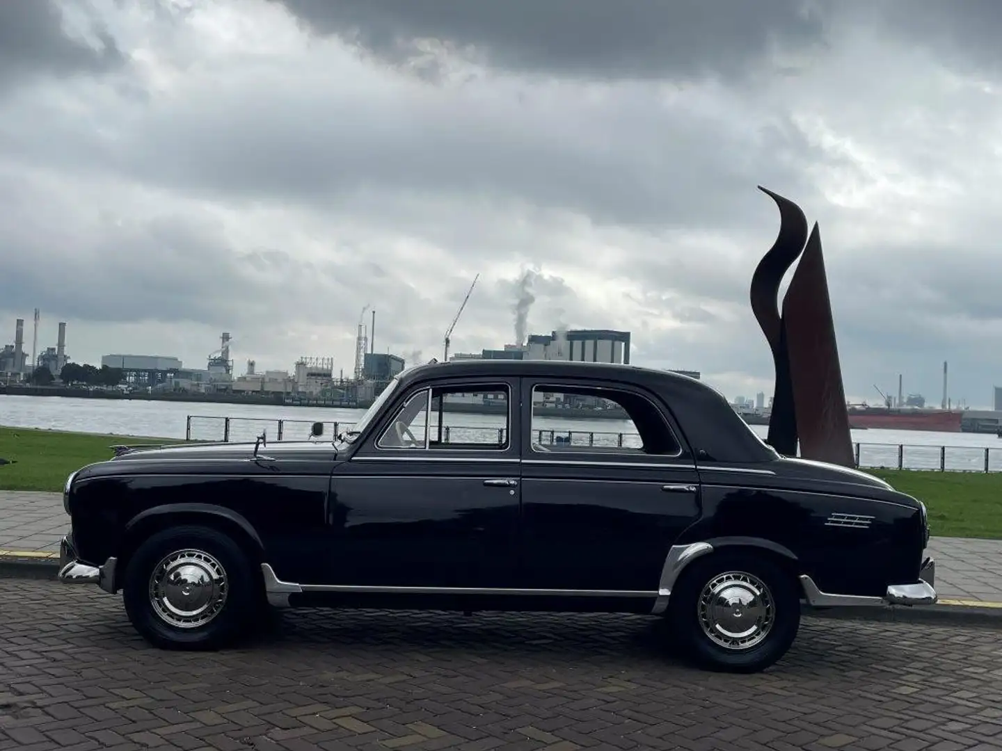 Peugeot 403 Negro - 1