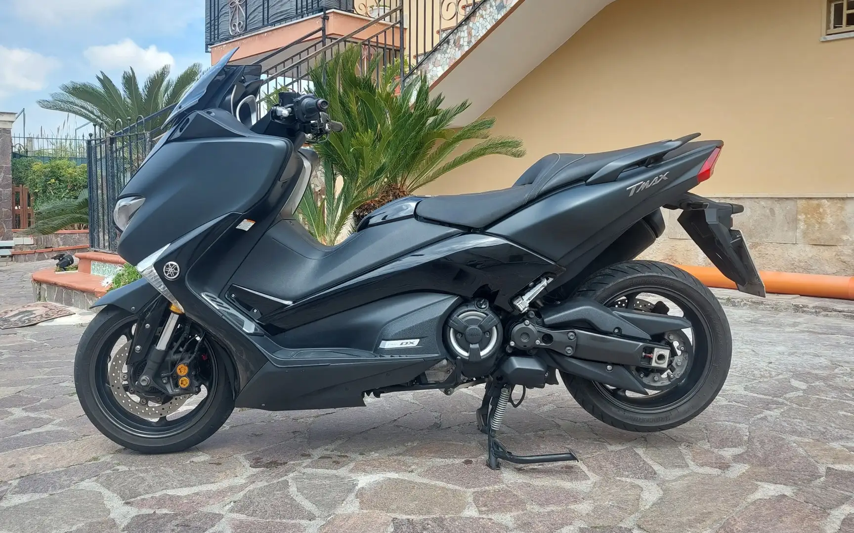 Yamaha TMAX DX Noir - 2