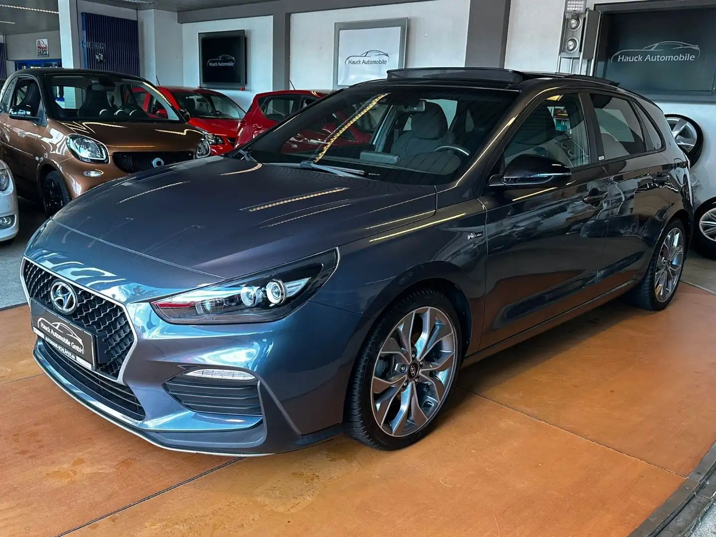Hyundai i30 N-Line SPURASSISTENT/PANO/CAR-PLAY/SPORT-AGA Grau - 1