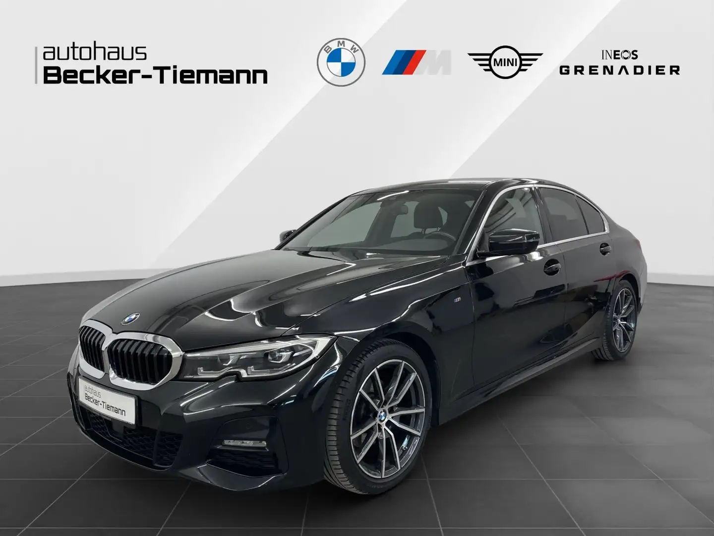 BMW 320 d Limousine Schwarz - 1
