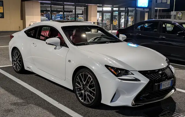 Lexus RC 300h