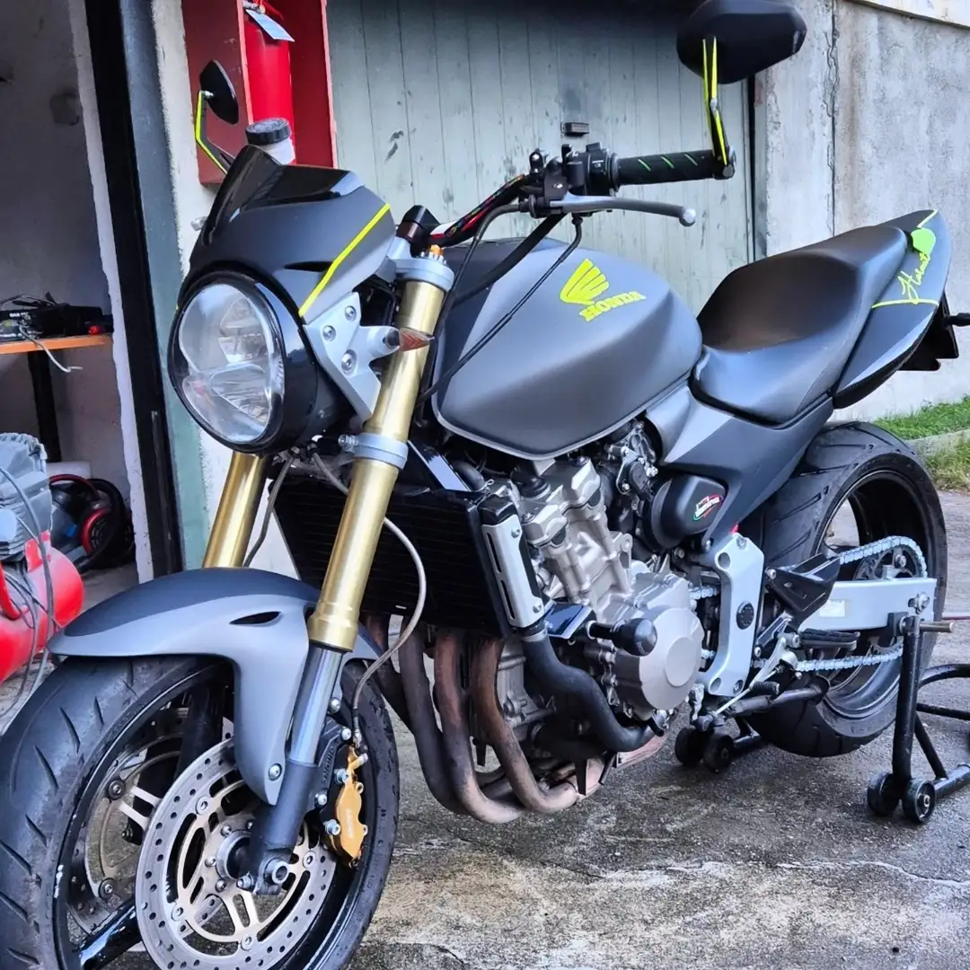 Honda Hornet Gris - 2