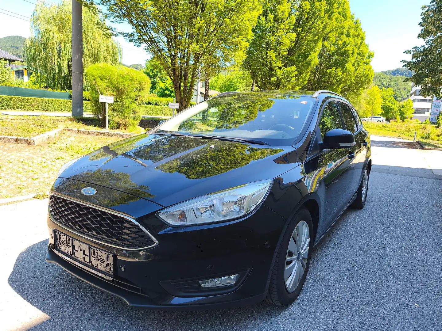 Ford Focus 1,5 TDCi Business 120PS,* Navi, Tempomat,..* Schwarz - 2