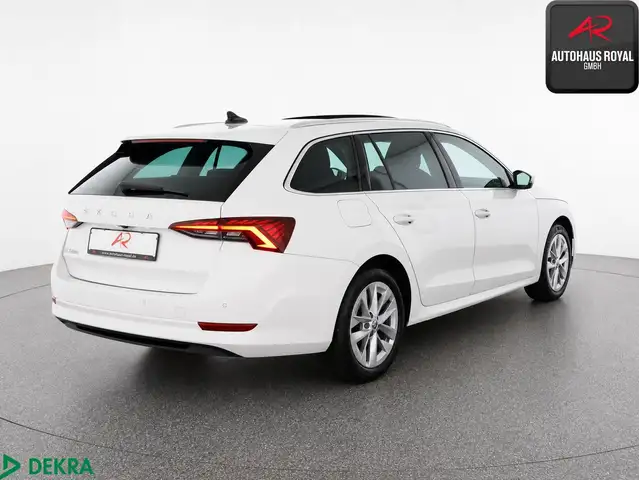 Skoda Octavia view 5